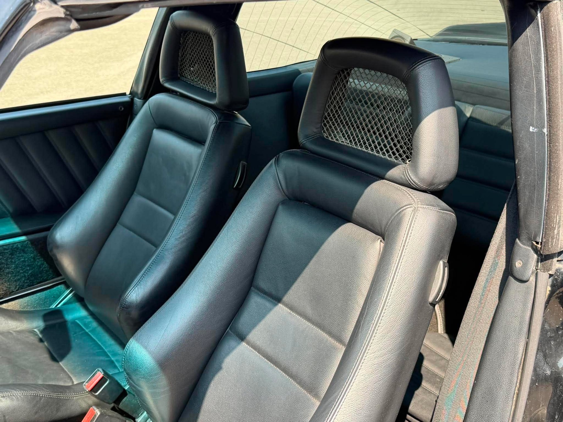 PORSCHE 911 Carrera Targa-image-11