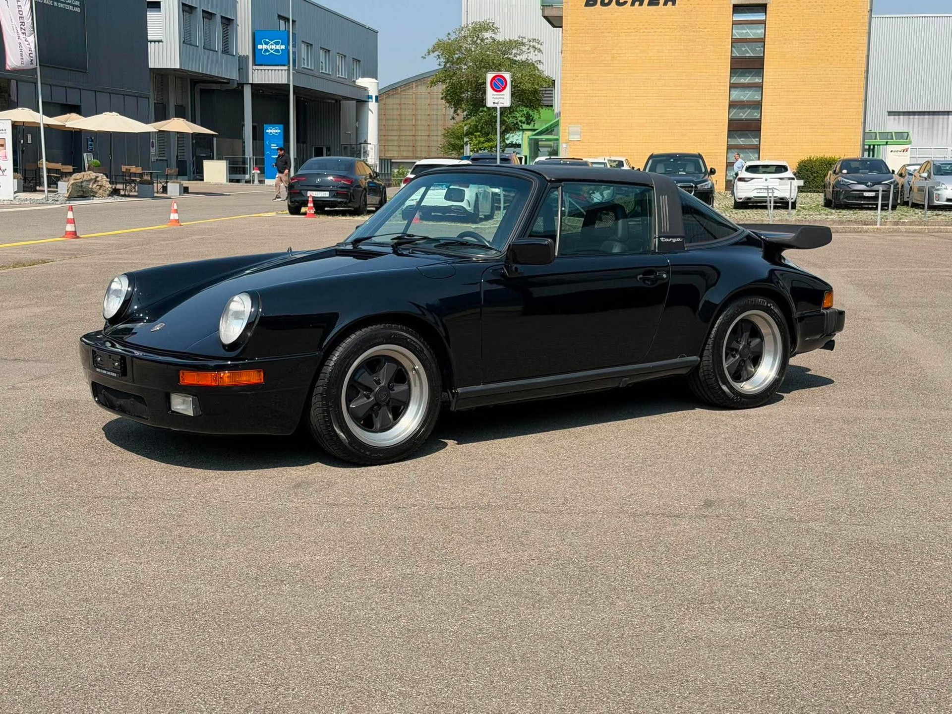 PORSCHE 911 Carrera Targa-image-6