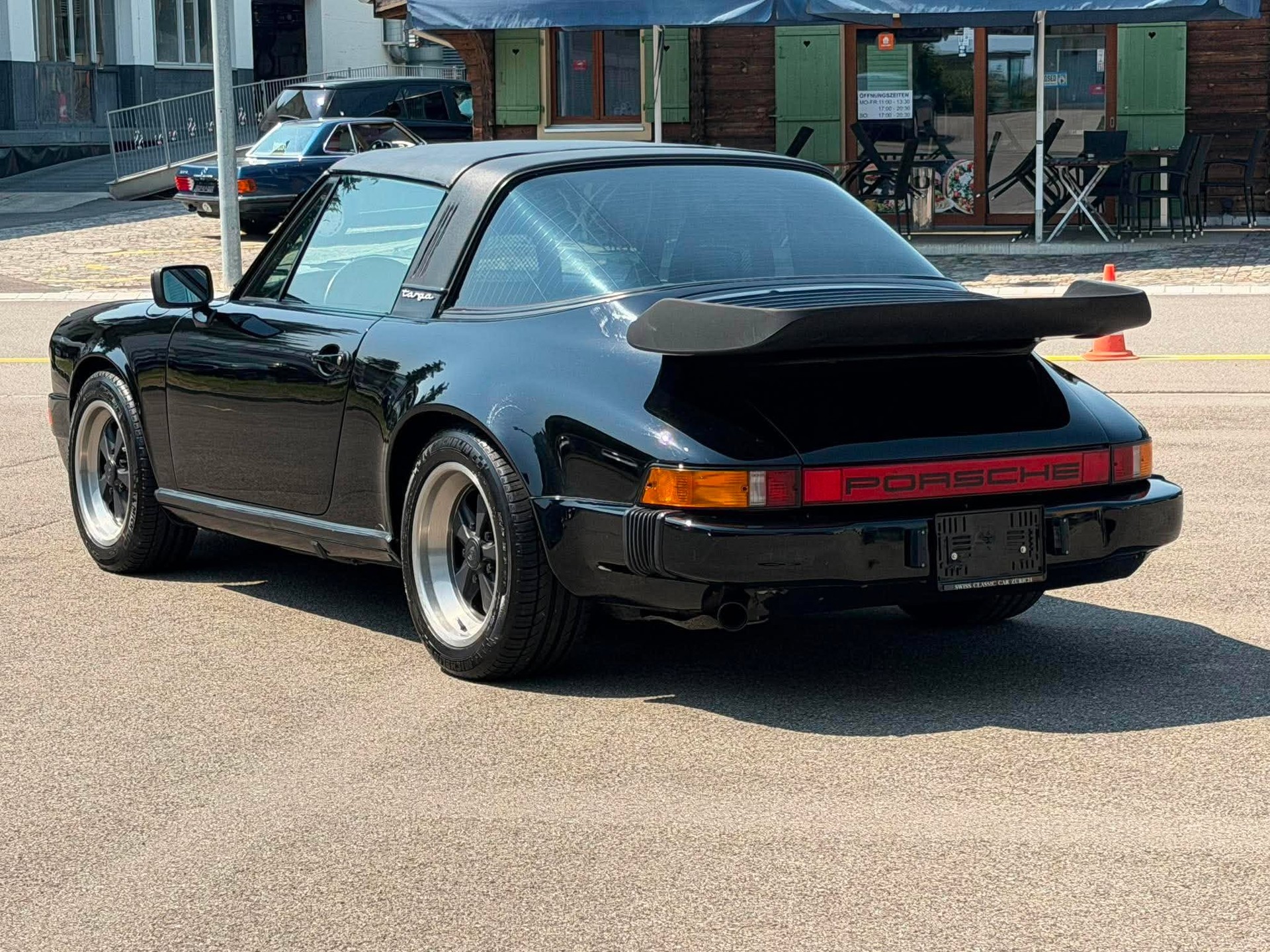 PORSCHE 911 Carrera Targa-image-4