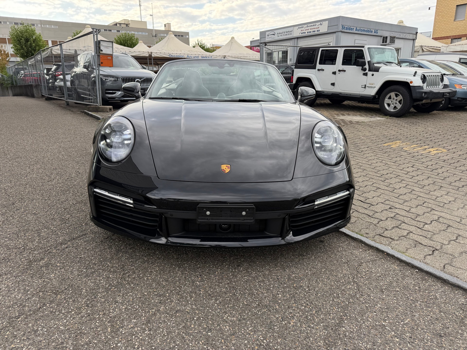 PORSCHE 911 Turbo S Cabriolet PDK-image-1