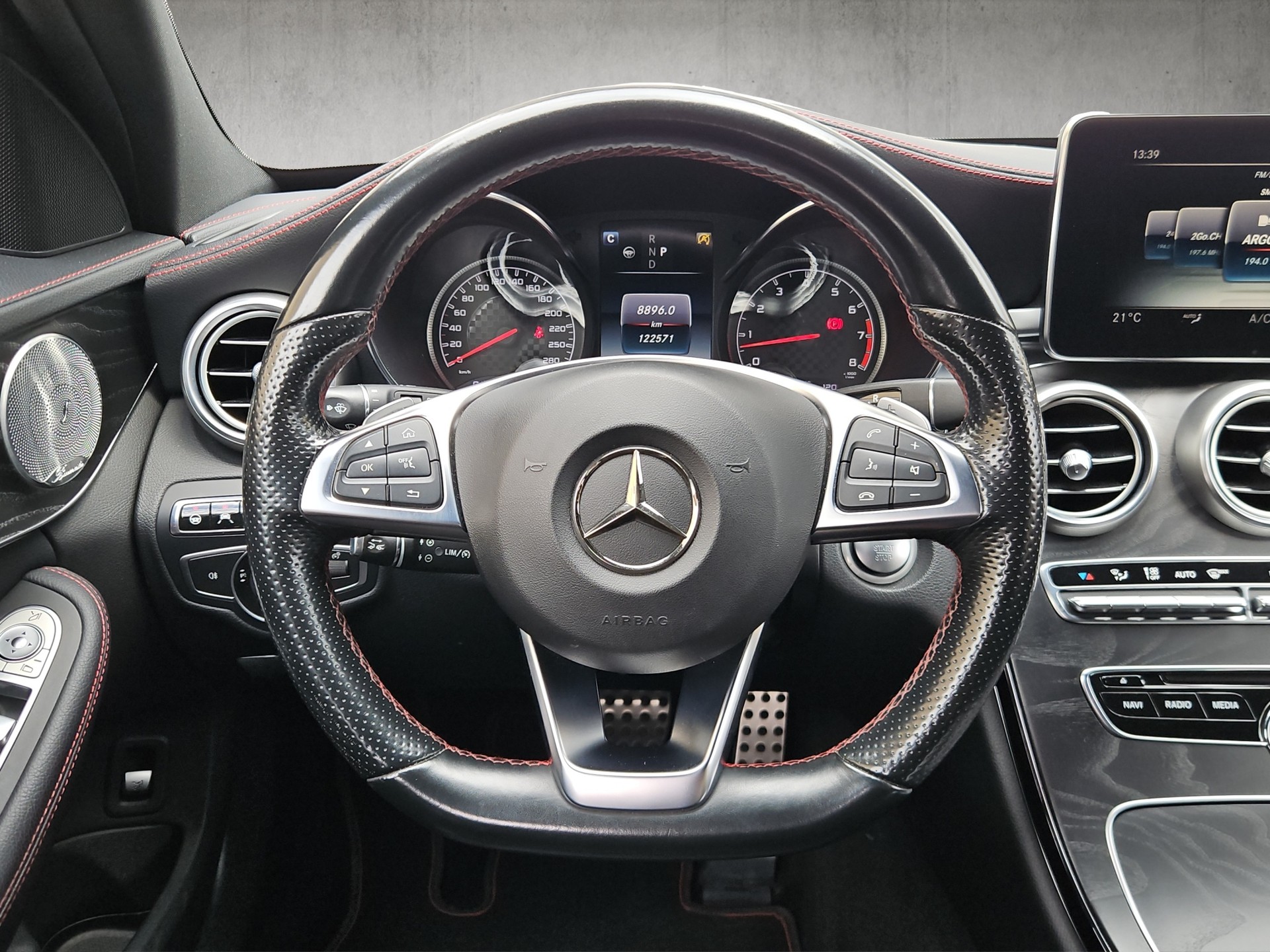 MERCEDES-BENZ C 43 AMG 4matic Kombi-image-12