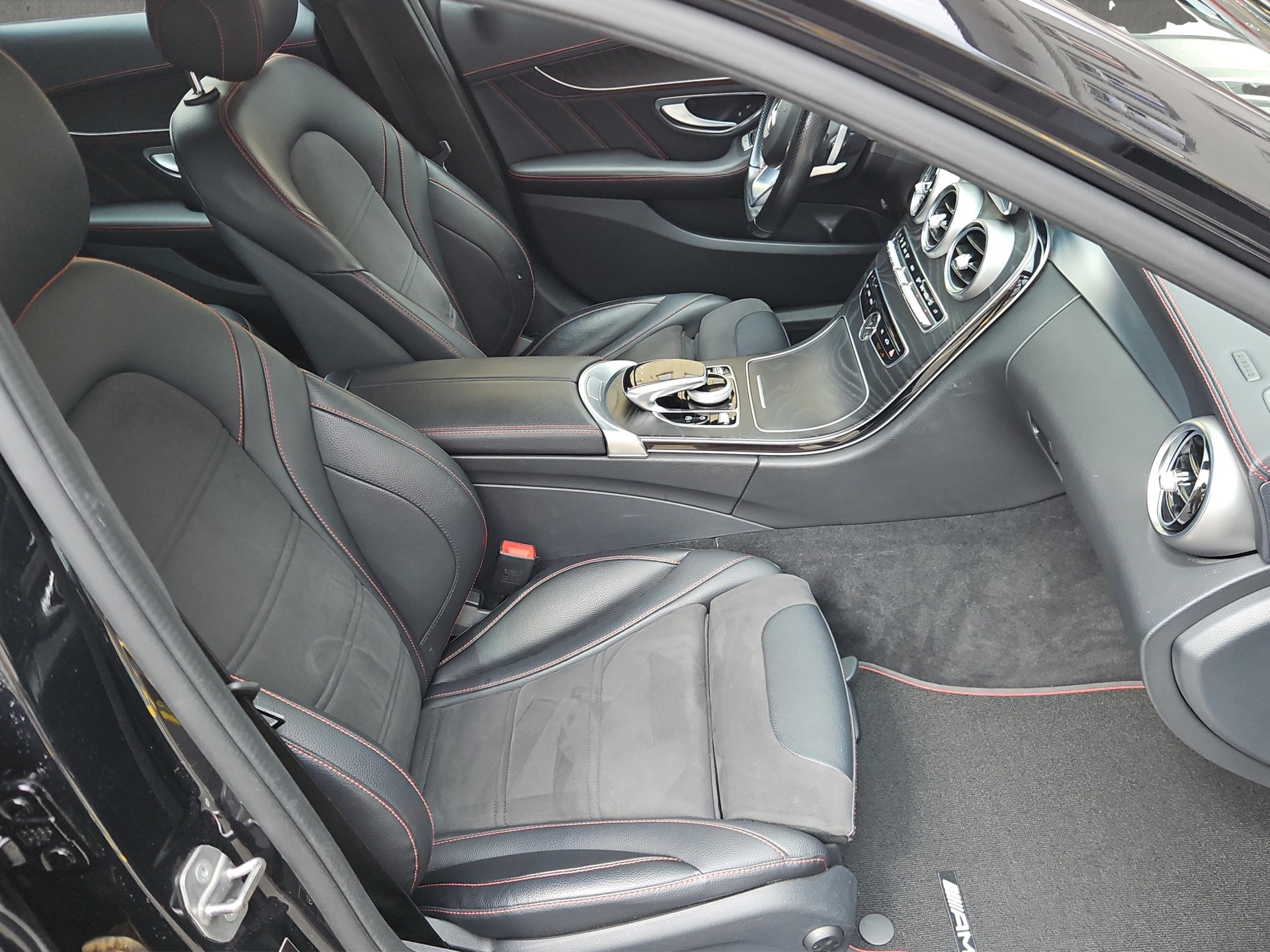MERCEDES-BENZ C 43 AMG 4matic Kombi-image-9