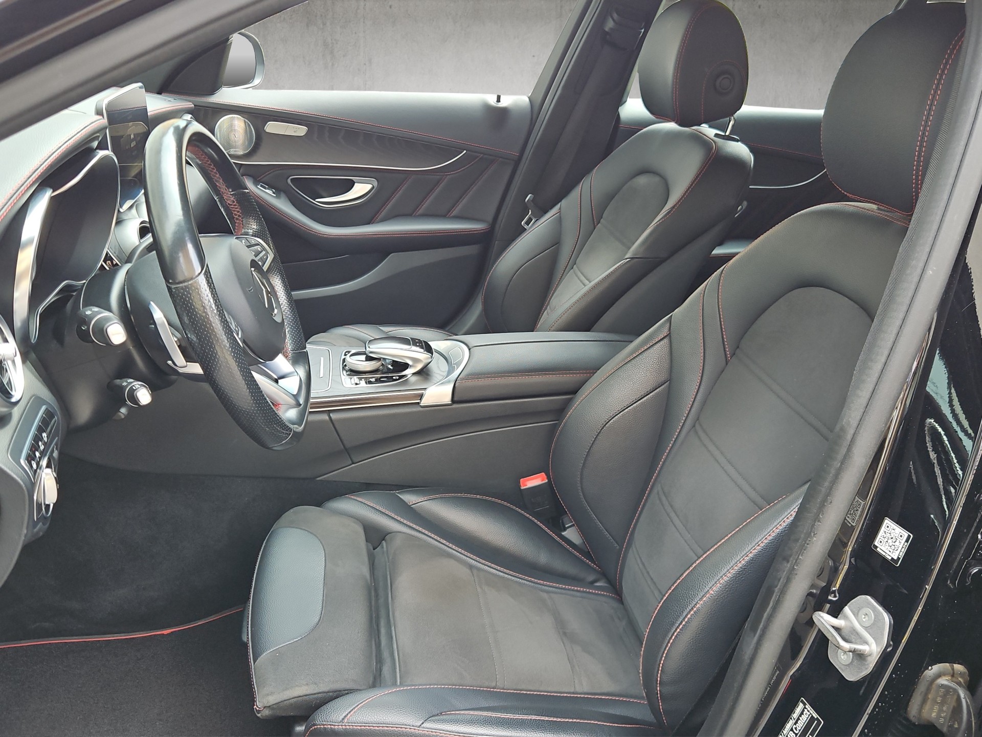 MERCEDES-BENZ C 43 AMG 4matic Kombi-image-8