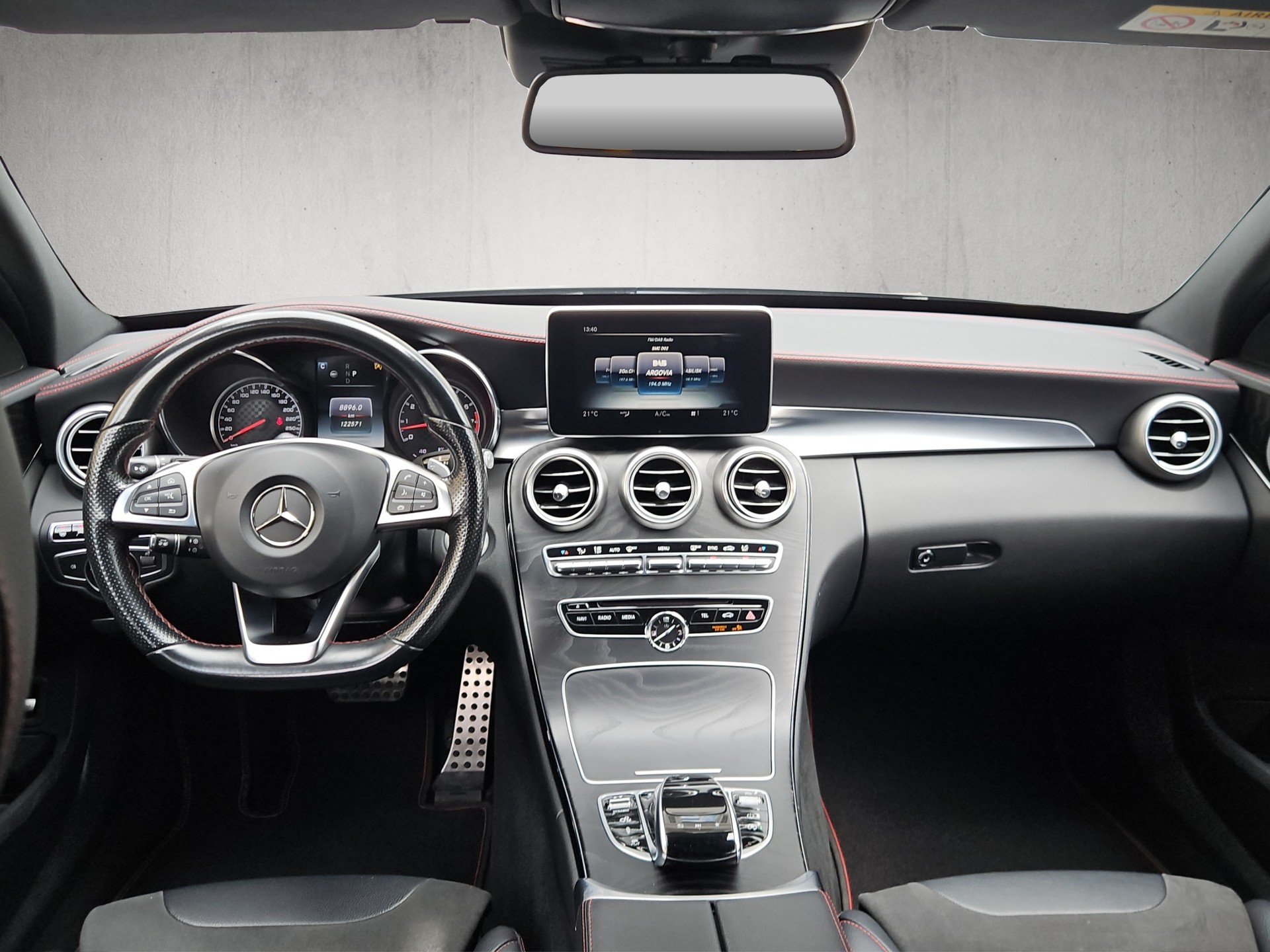 MERCEDES-BENZ C 43 AMG 4matic Kombi-image-13