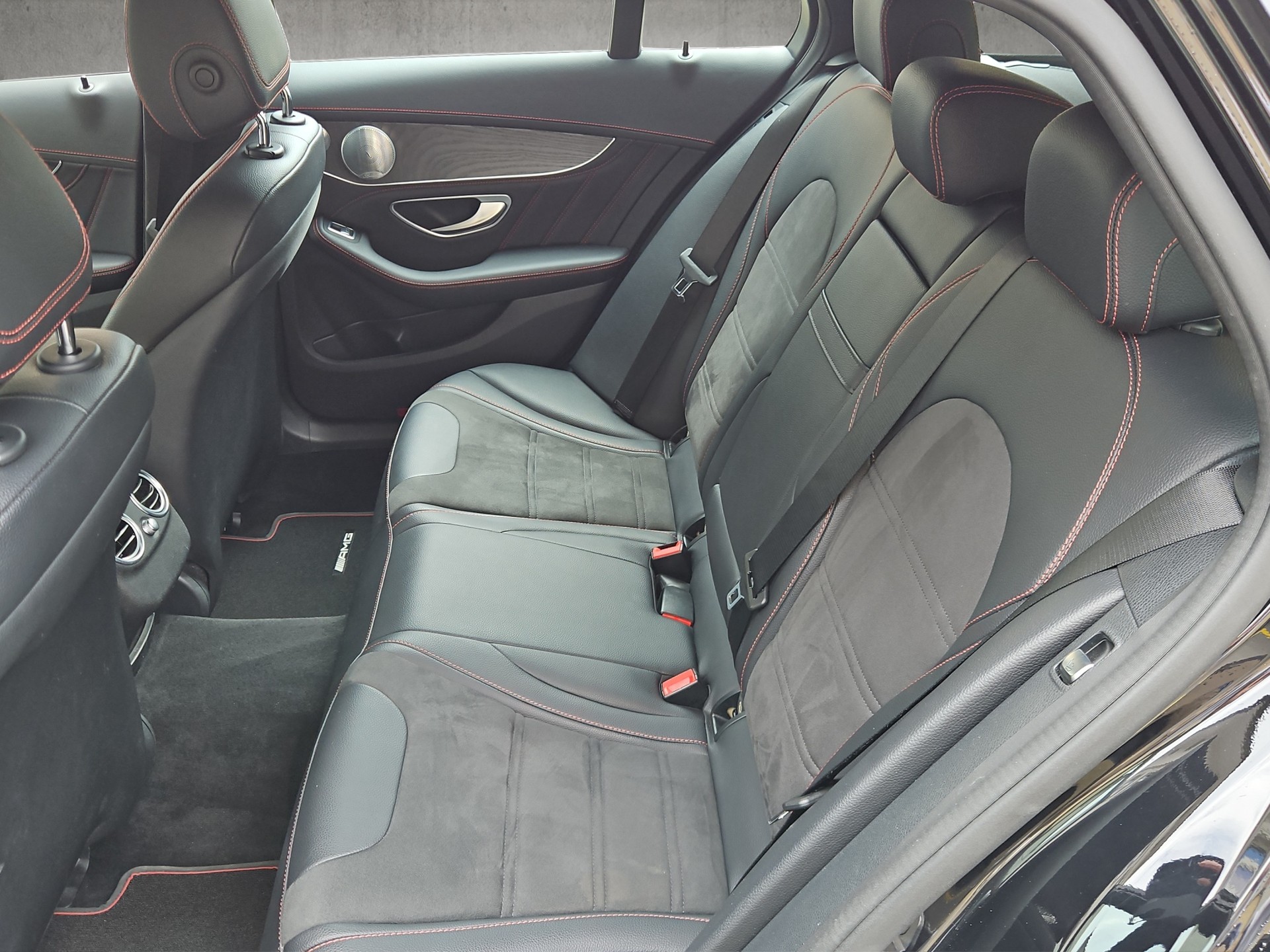 MERCEDES-BENZ C 43 AMG 4matic Kombi-image-10
