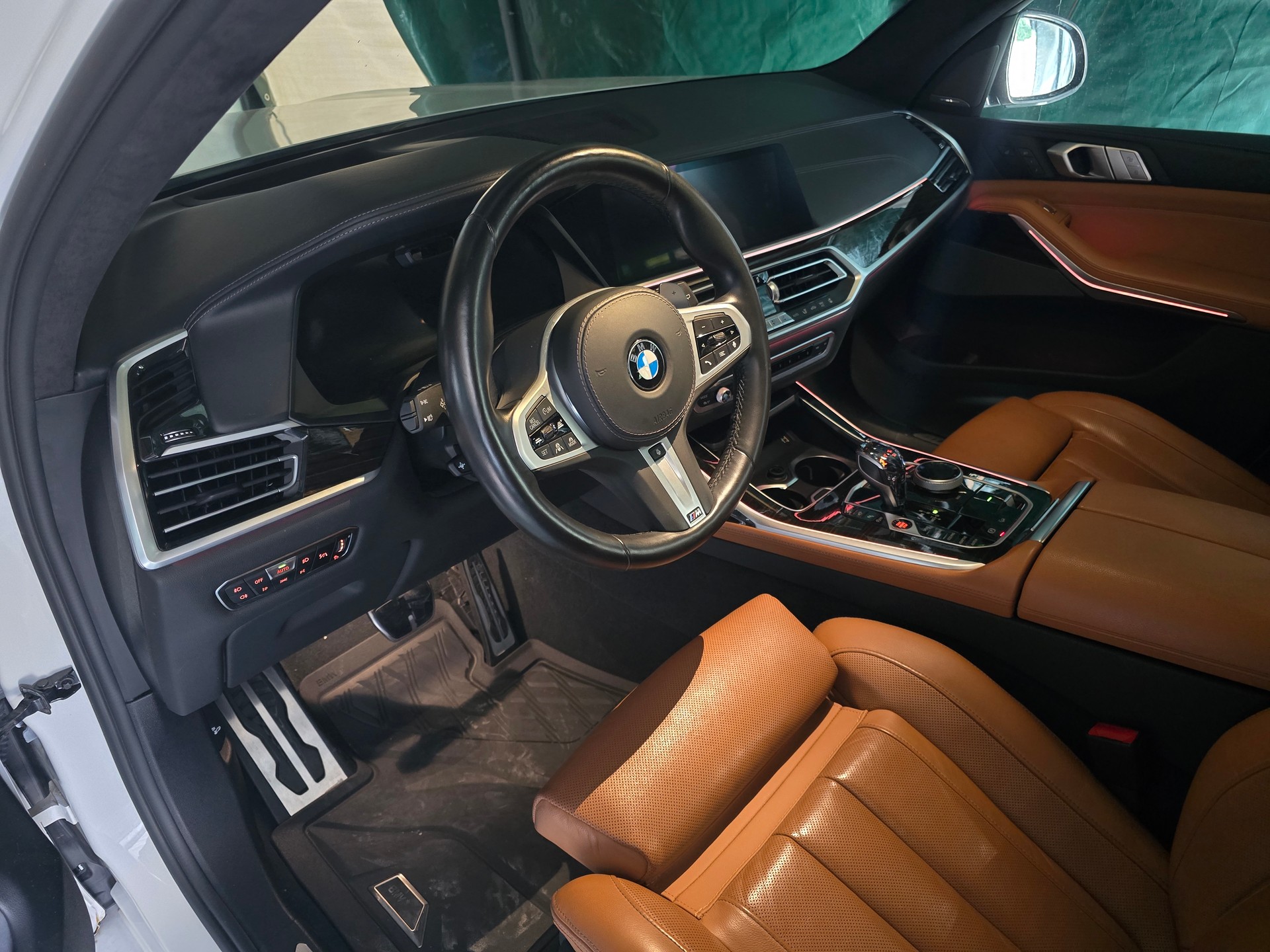 BMW M50i-image-6