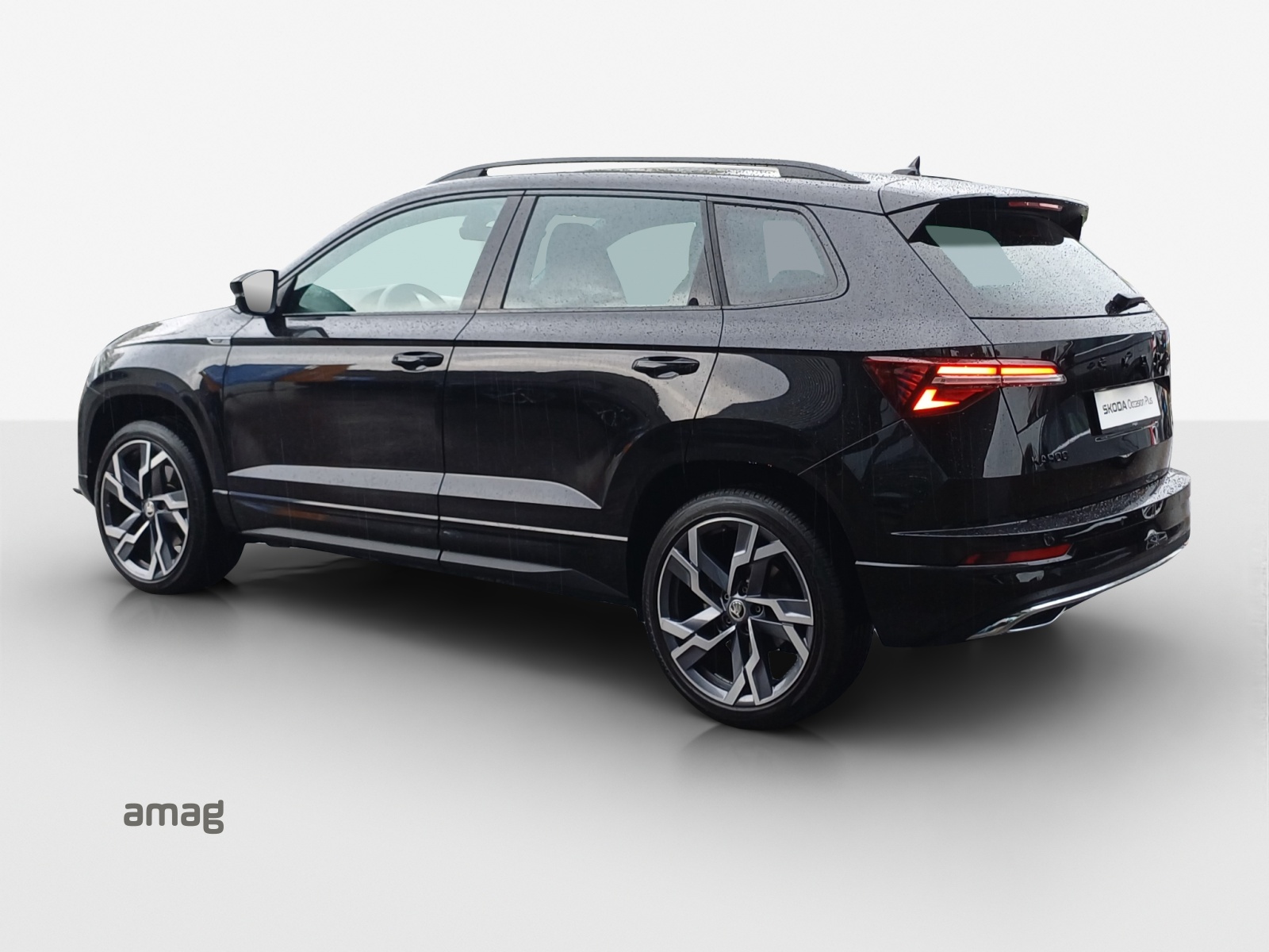 SKODA Karoq 2.0 TSI SportLine 4x4 DSG-image-2