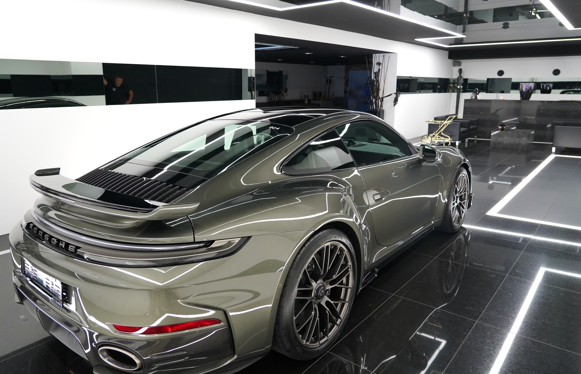 PORSCHE 911 Turbo S PDK-image-5