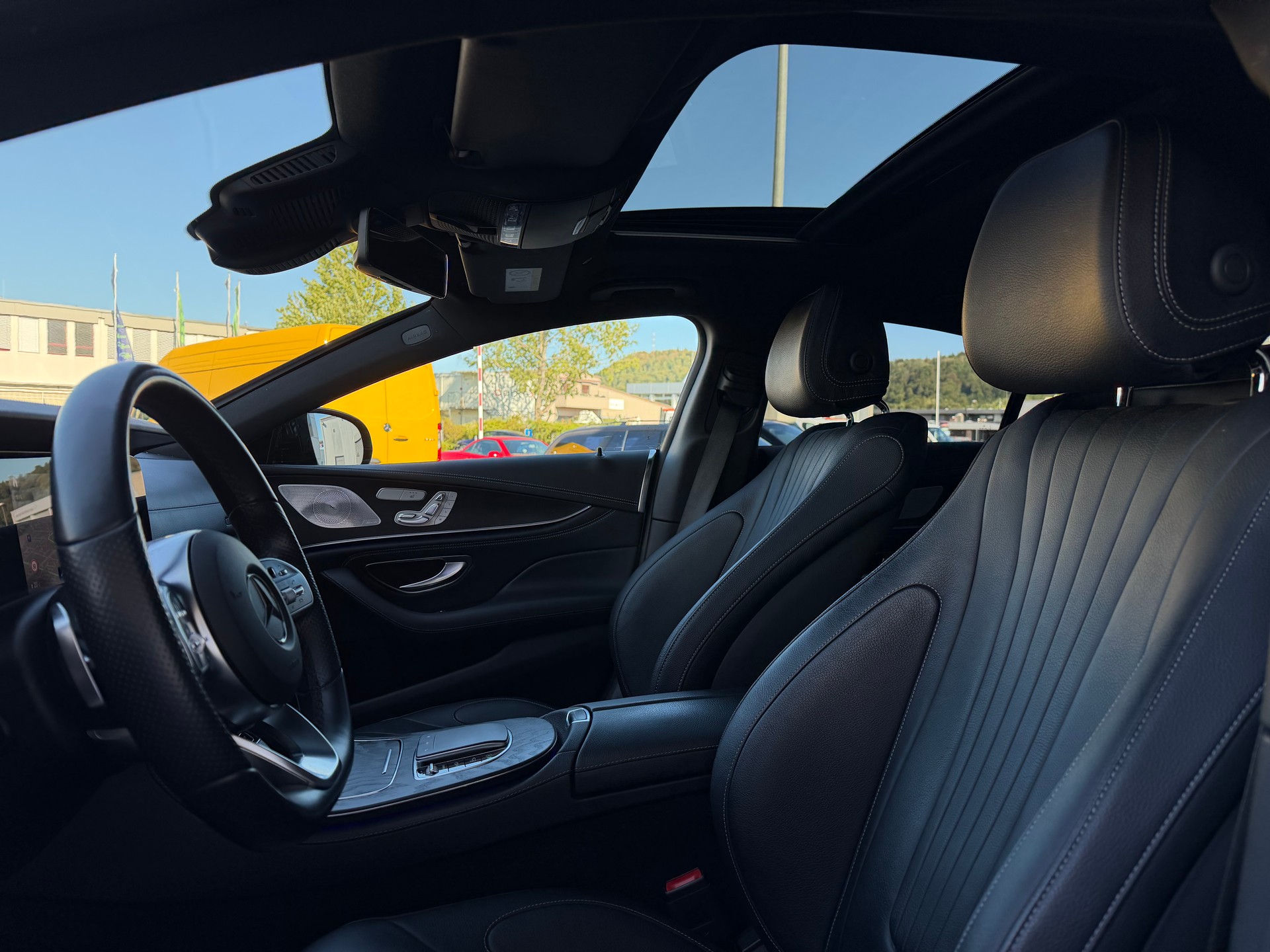 MERCEDES-BENZ CLS 450 4Matic AMG Line 9G-Tronic-image-4