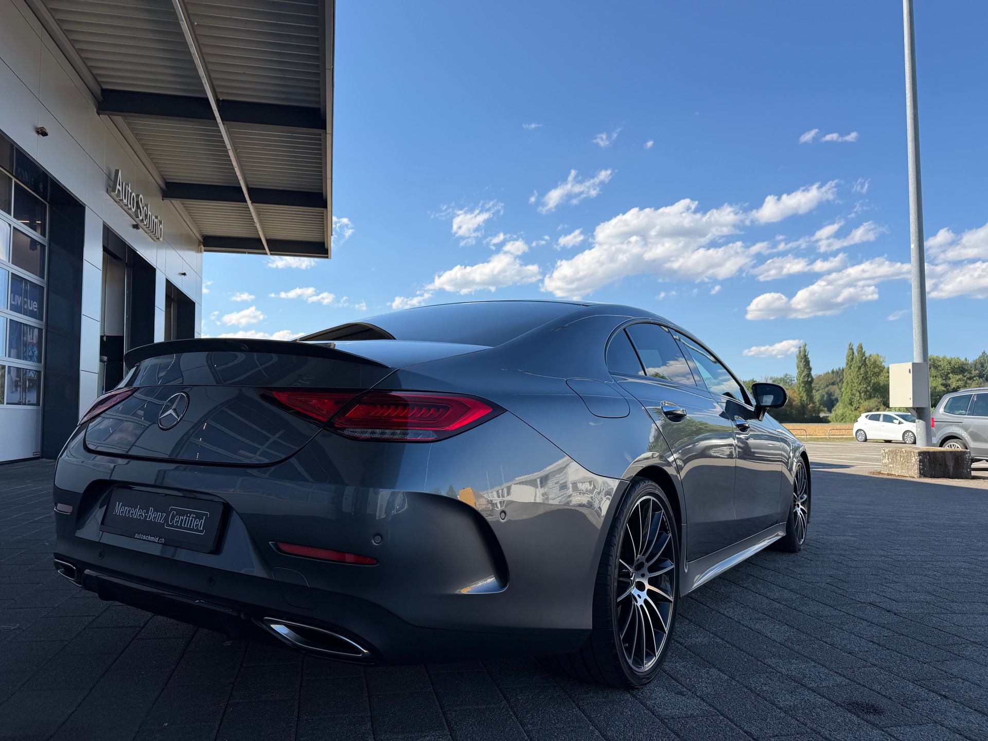 MERCEDES-BENZ CLS 450 4Matic AMG Line 9G-Tronic-showroom-element-1