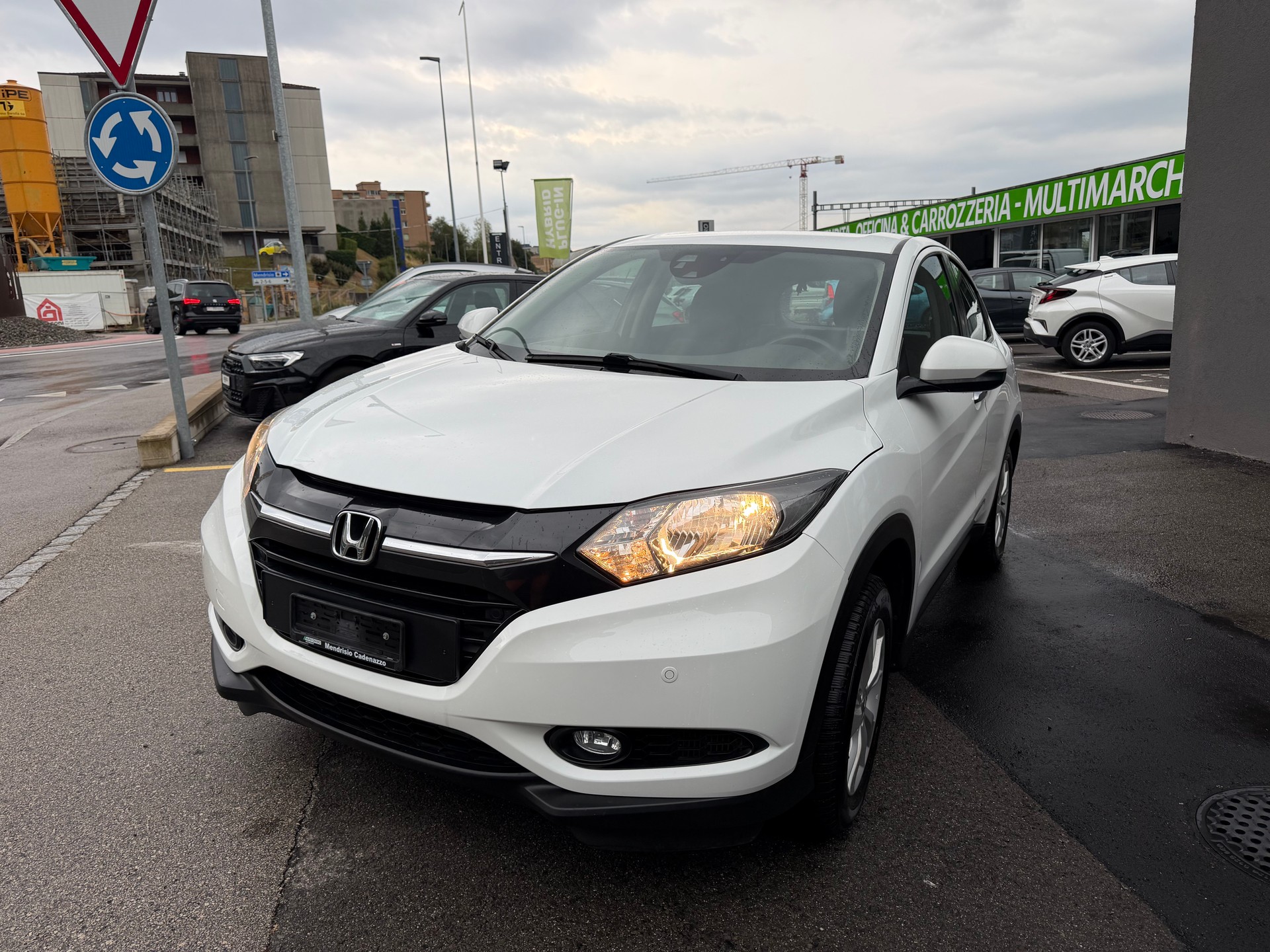 HONDA HR-V 1.6i-DTEC Elegance-image-4