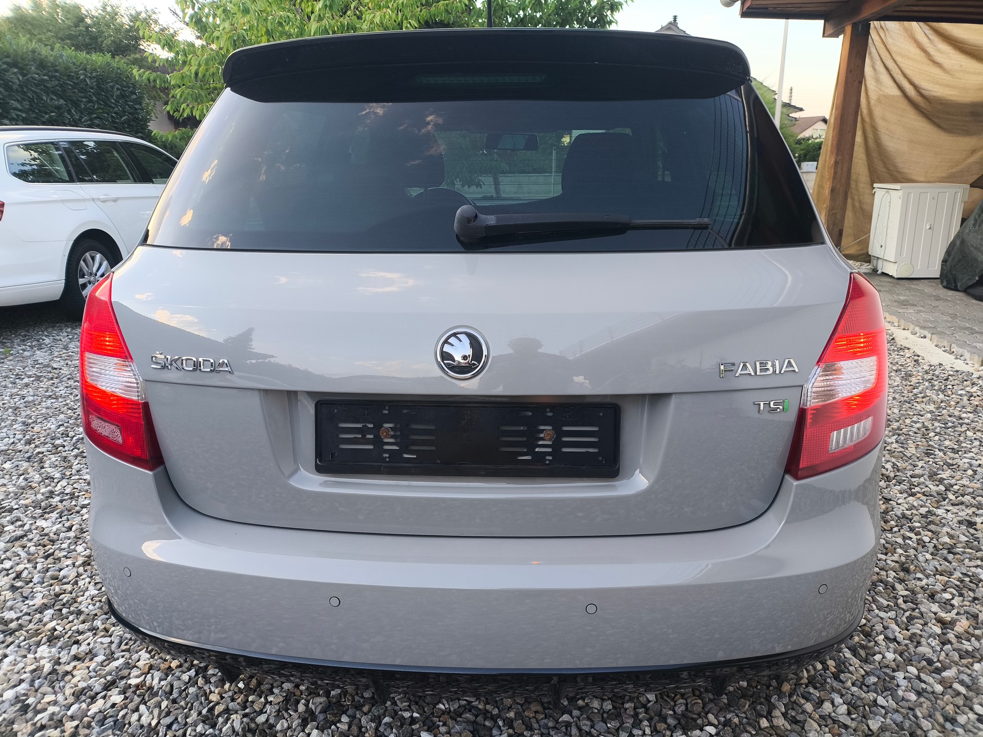 SKODA Fabia 1.2 TSI Monte Carlo-image-5