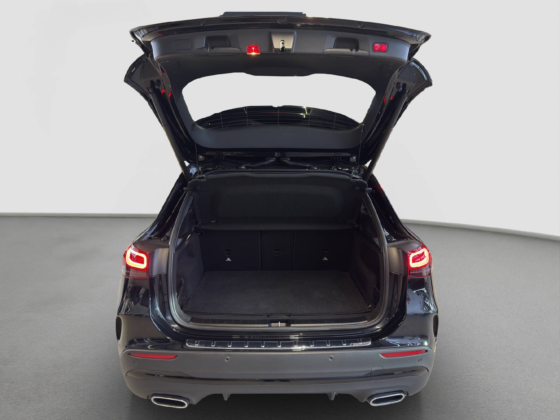 MERCEDES-BENZ GLA 220 d AMG Line 4MATIC-image-15