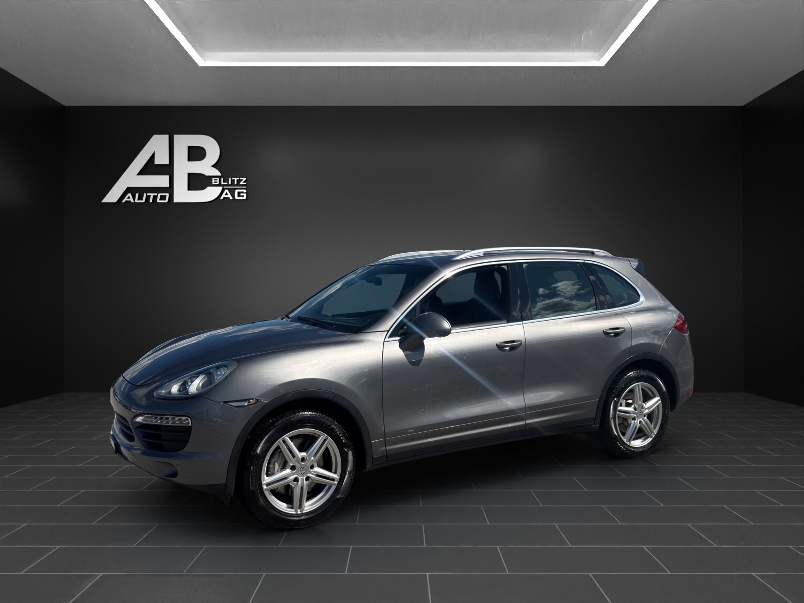PORSCHE Cayenne S mit 400 PS-image-1