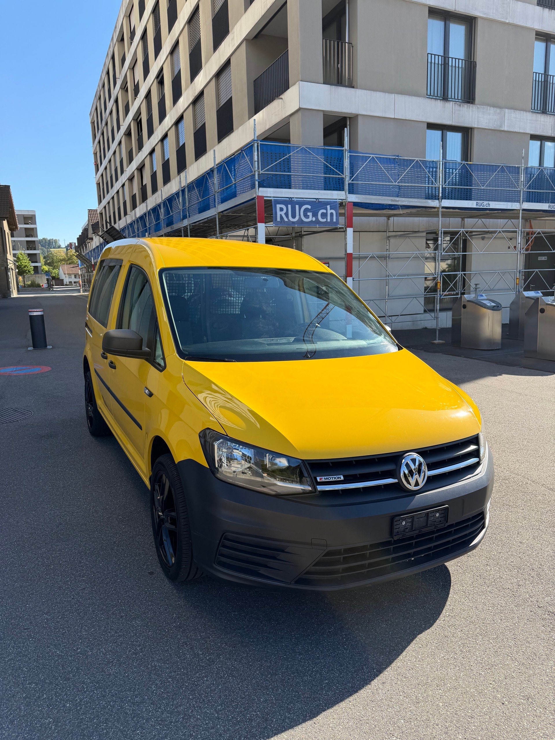 VW Caddy 2.0TDI 4Motion BlueMotion Technology DSG-image-7