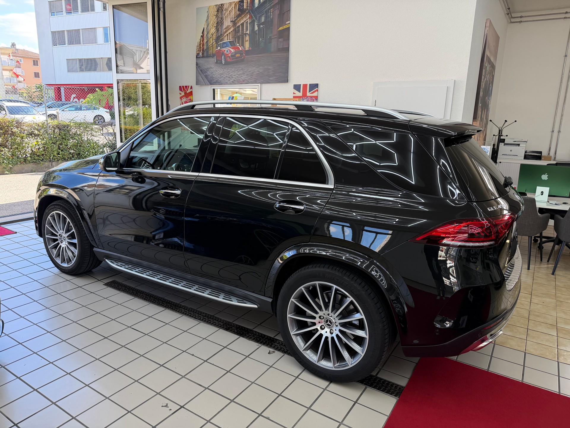 MERCEDES-BENZ GLE 450 4Matic AMG Line 9G-Tronic-image-2