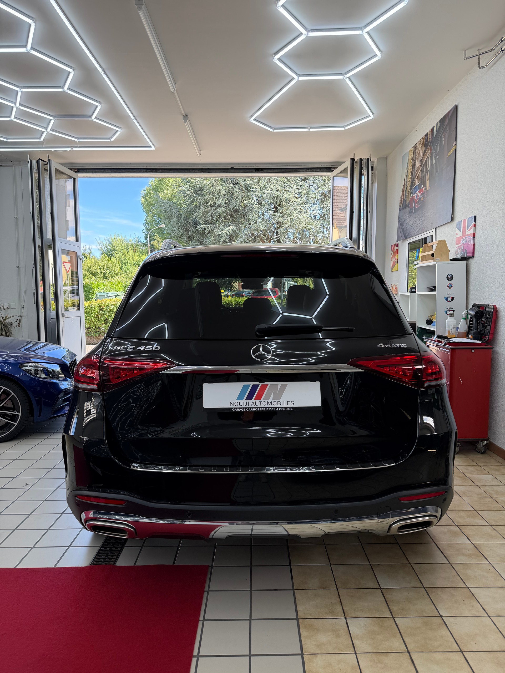 MERCEDES-BENZ GLE 450 4Matic AMG Line 9G-Tronic-image-3