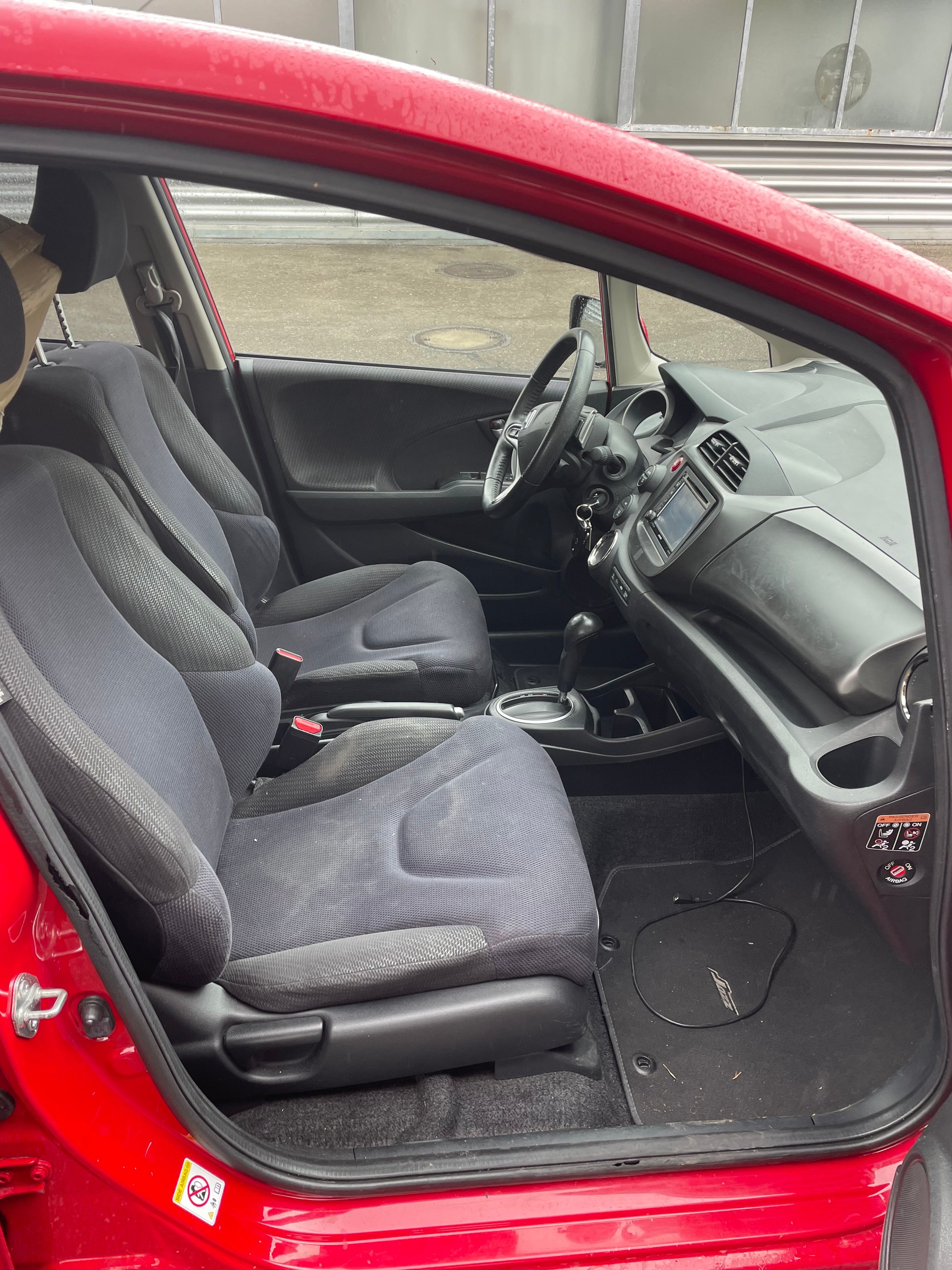 HONDA Jazz 1.3i Hybrid Exclusive CVT-image-12