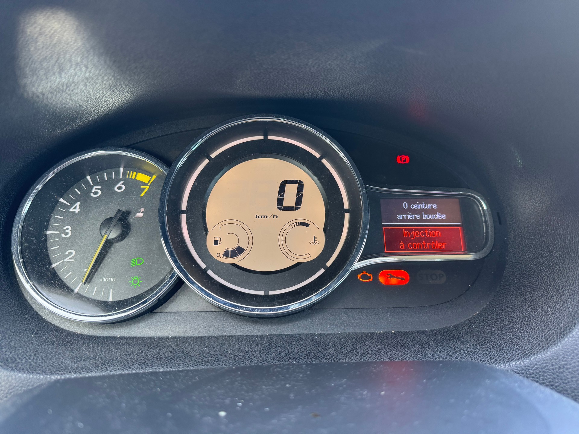 RENAULT Mégane Grandtour 1.2 16V Turbo Dynamique-image-6