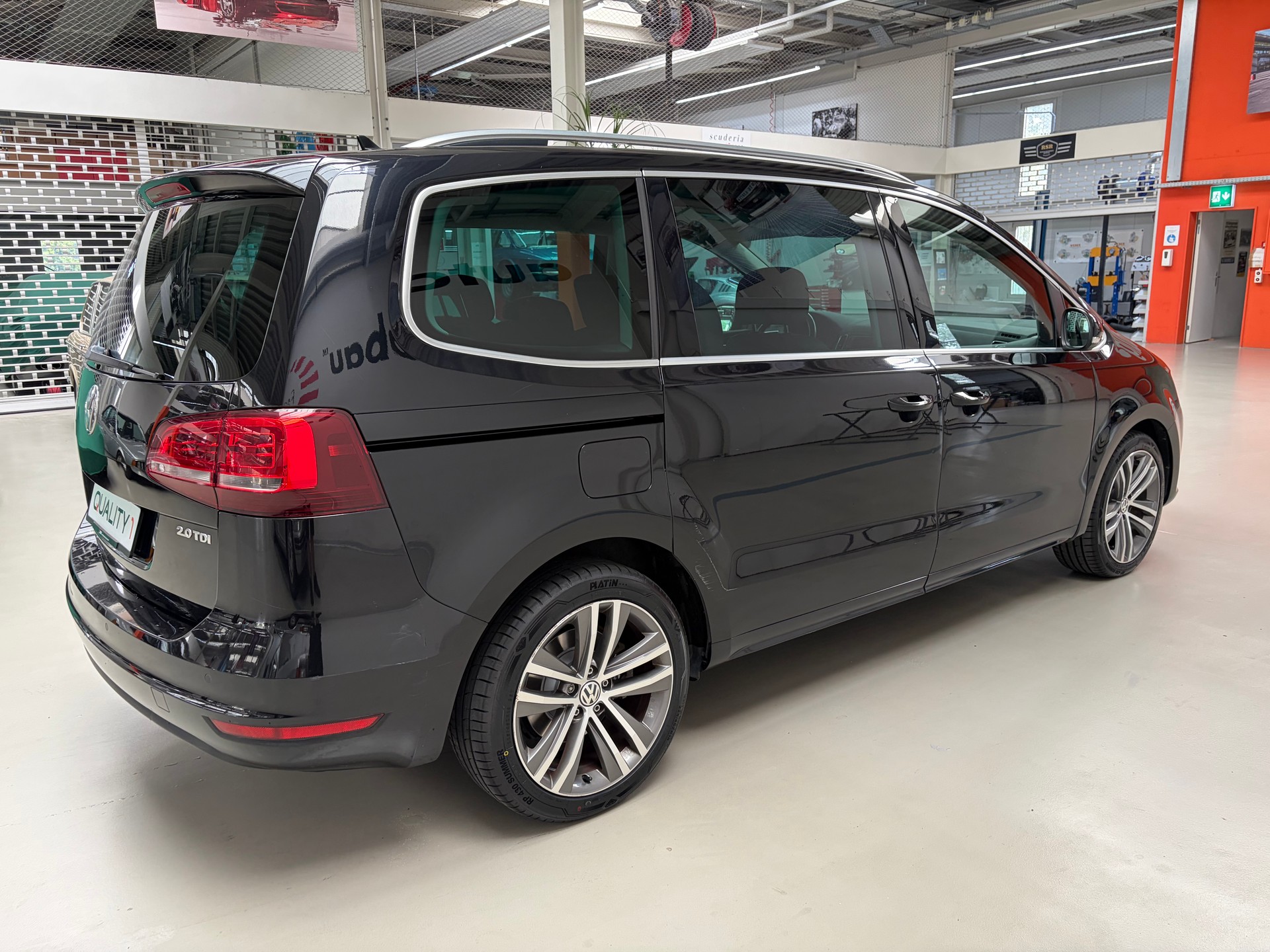 VW Sharan 2.0 TDI BMT Highline DSG-image-4
