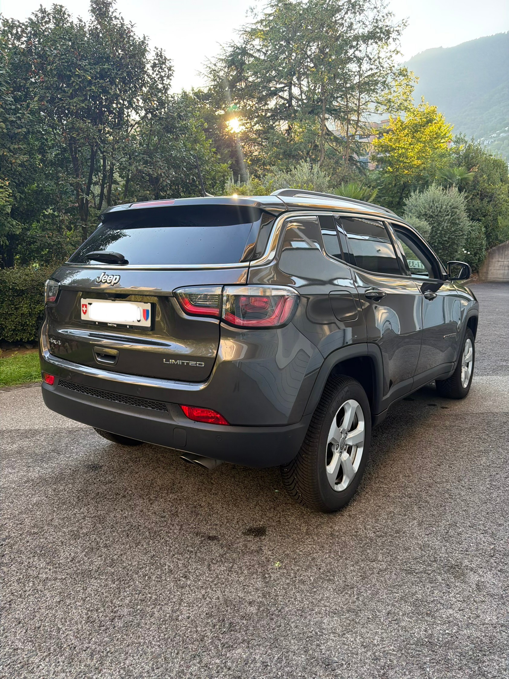JEEP 2.0 CRD Limited AWD-image-2