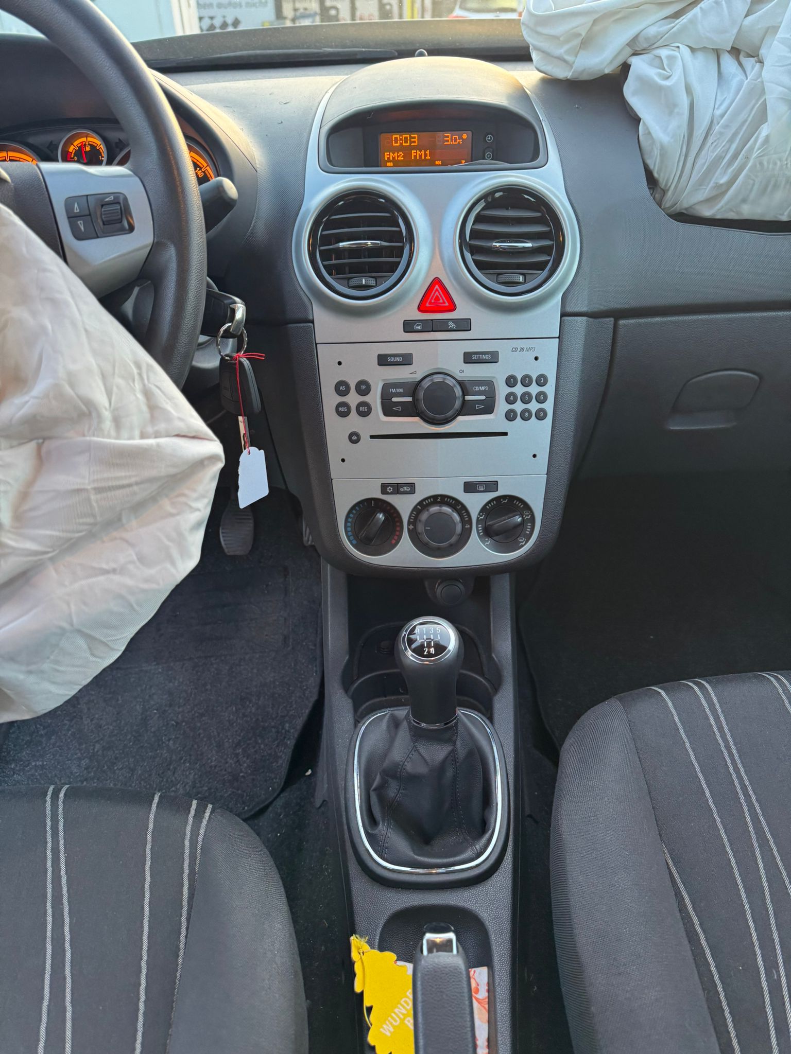 OPEL Corsa 1.2 TP Enjoy-image-10