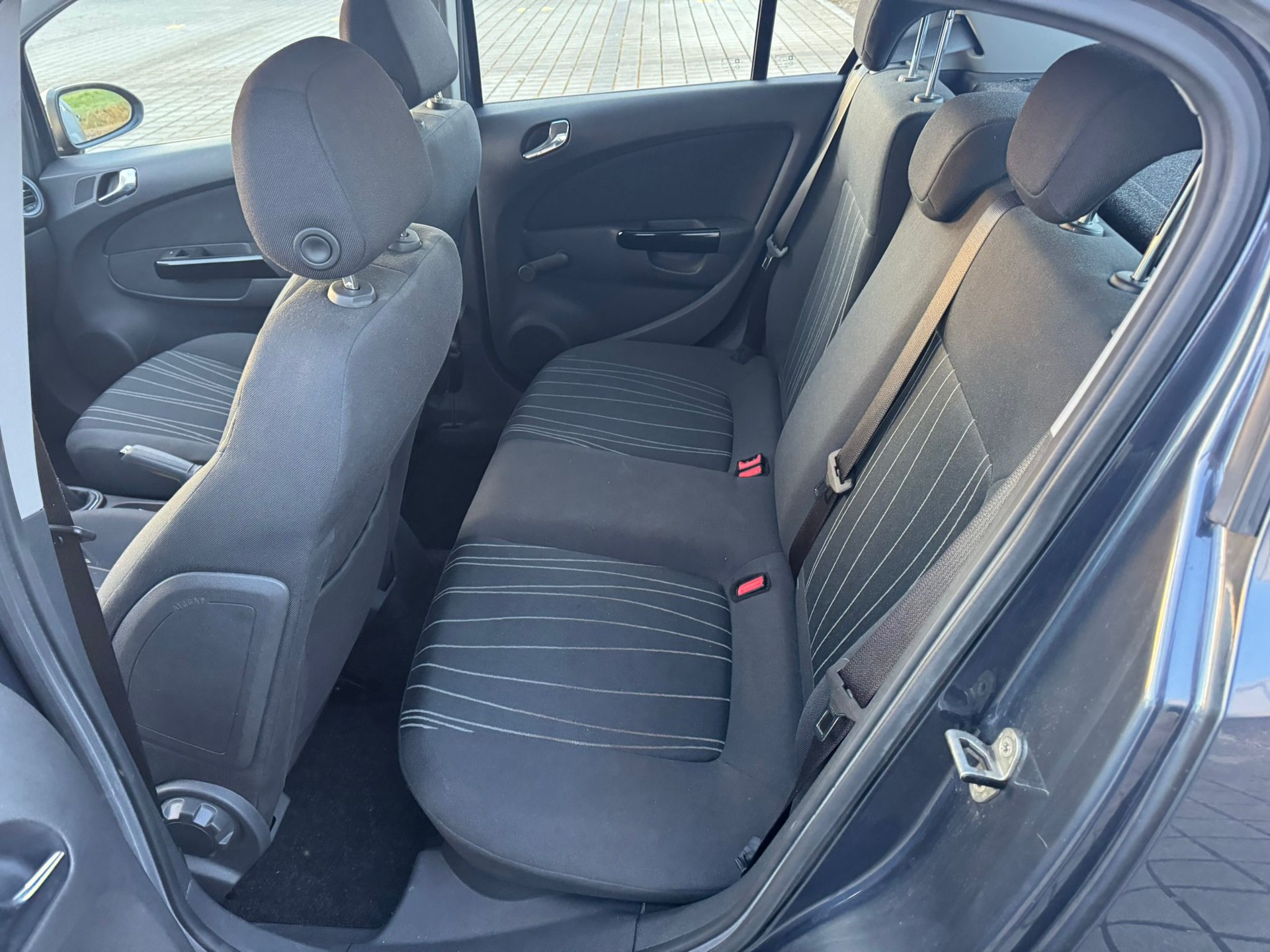 OPEL Corsa 1.2 TP Enjoy-image-13