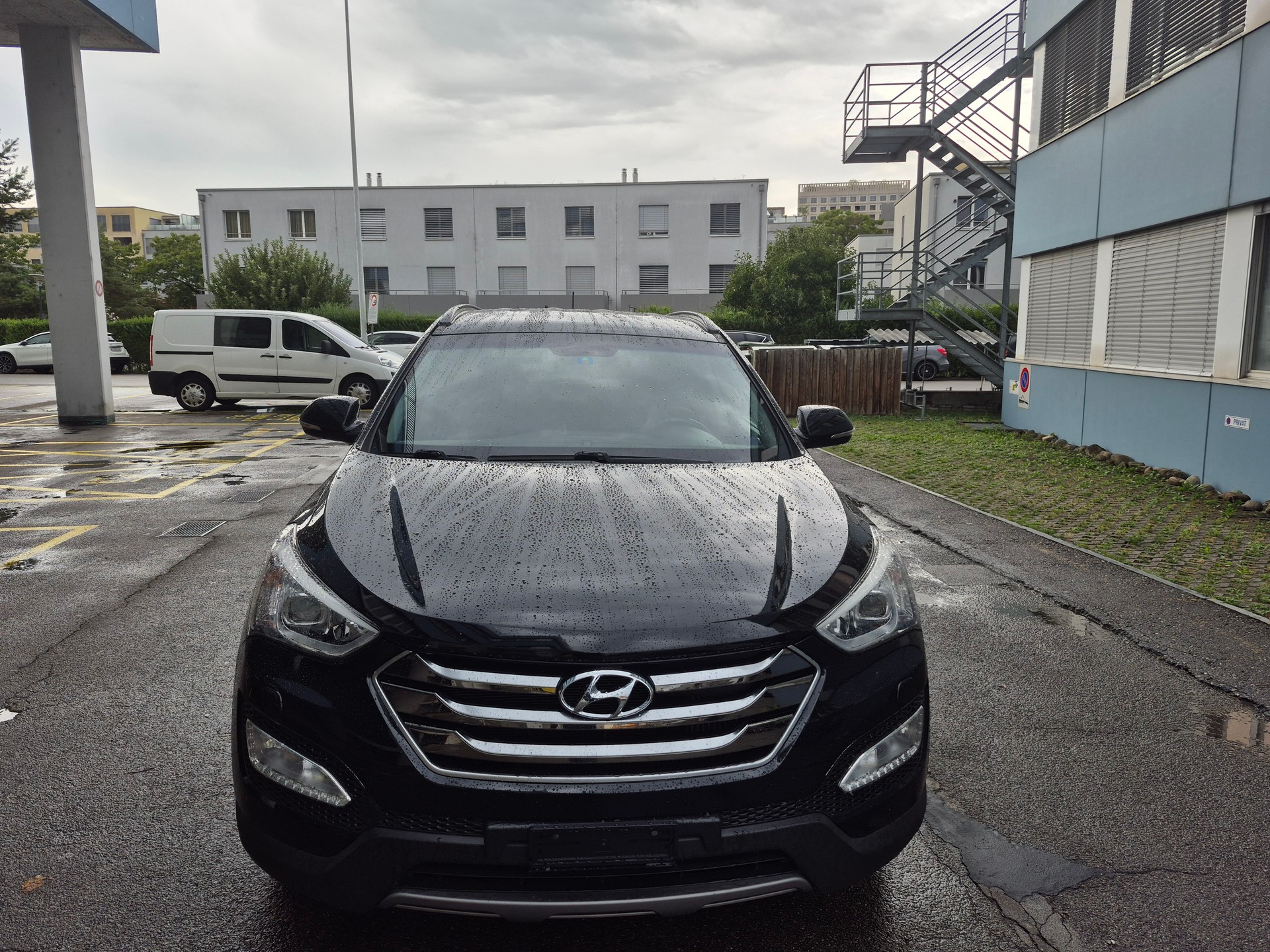 HYUNDAI Santa Fe 2.2 CRDI Premium 4WD Automatic-image-1