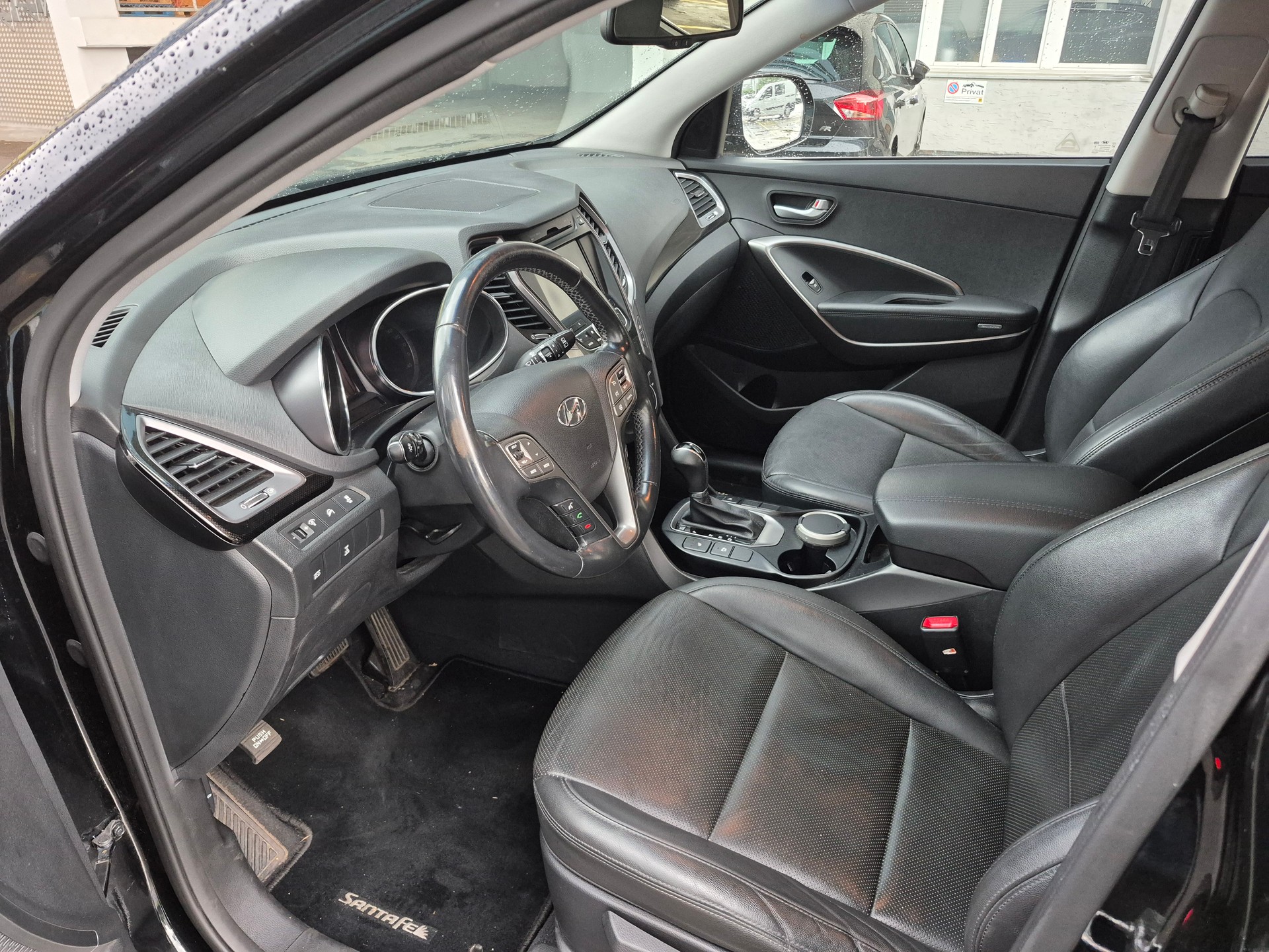HYUNDAI Santa Fe 2.2 CRDI Premium 4WD Automatic-image-7