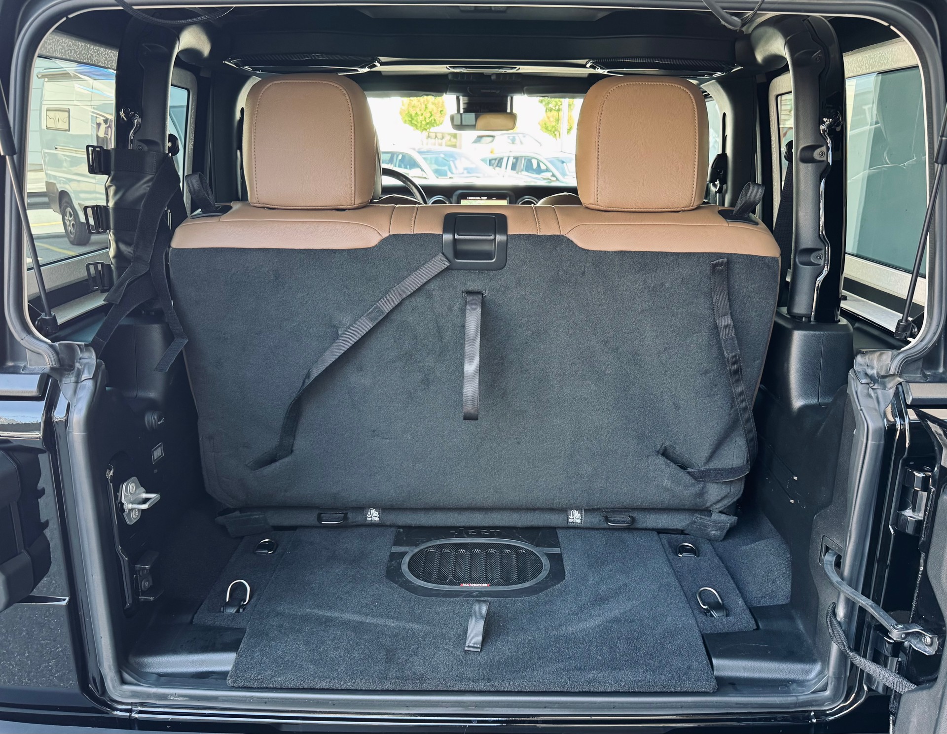 JEEP Wrangler 2.0 Rubicon Automatic-image-12