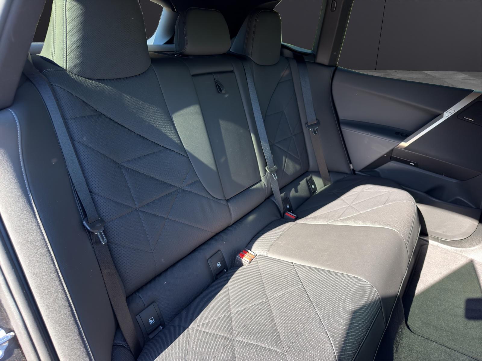 BMW iX I20 xDrive40-image-13