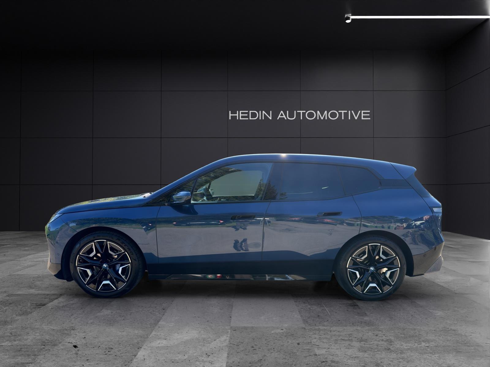 BMW iX I20 xDrive40-image-3