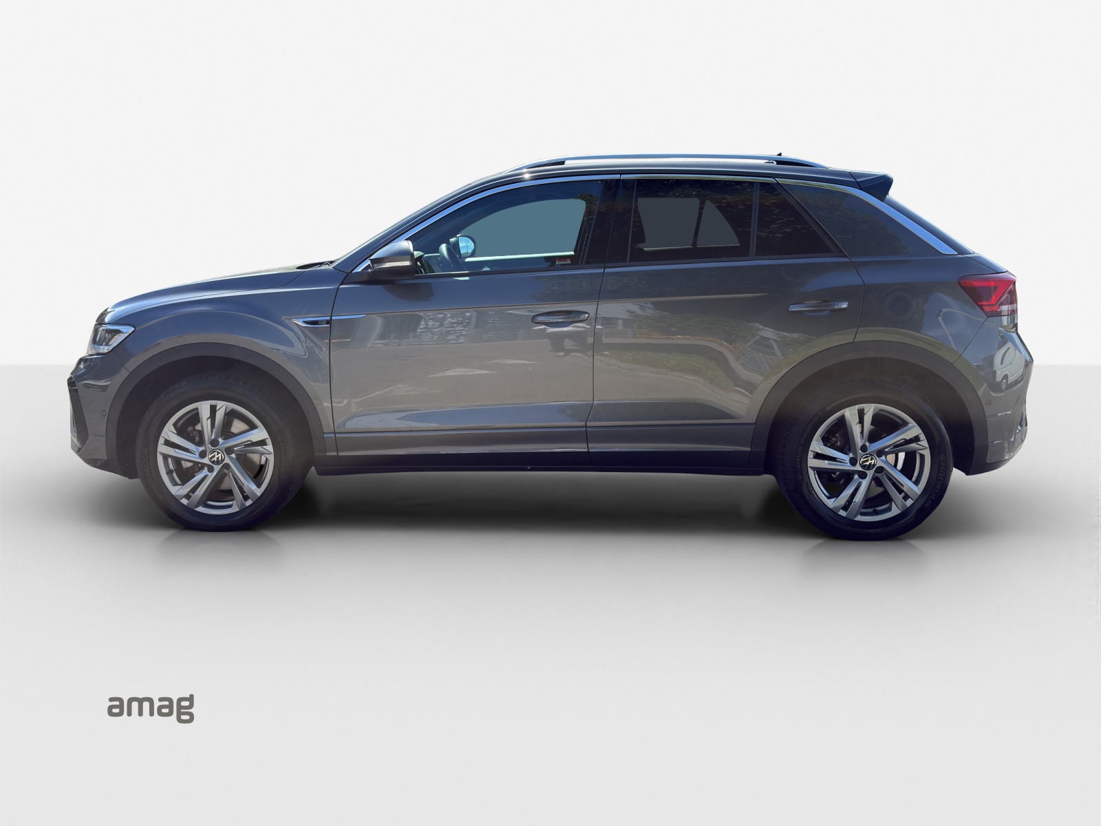 VW T-Roc 2.0 TSI R-Line DSG 4Motion-image-1