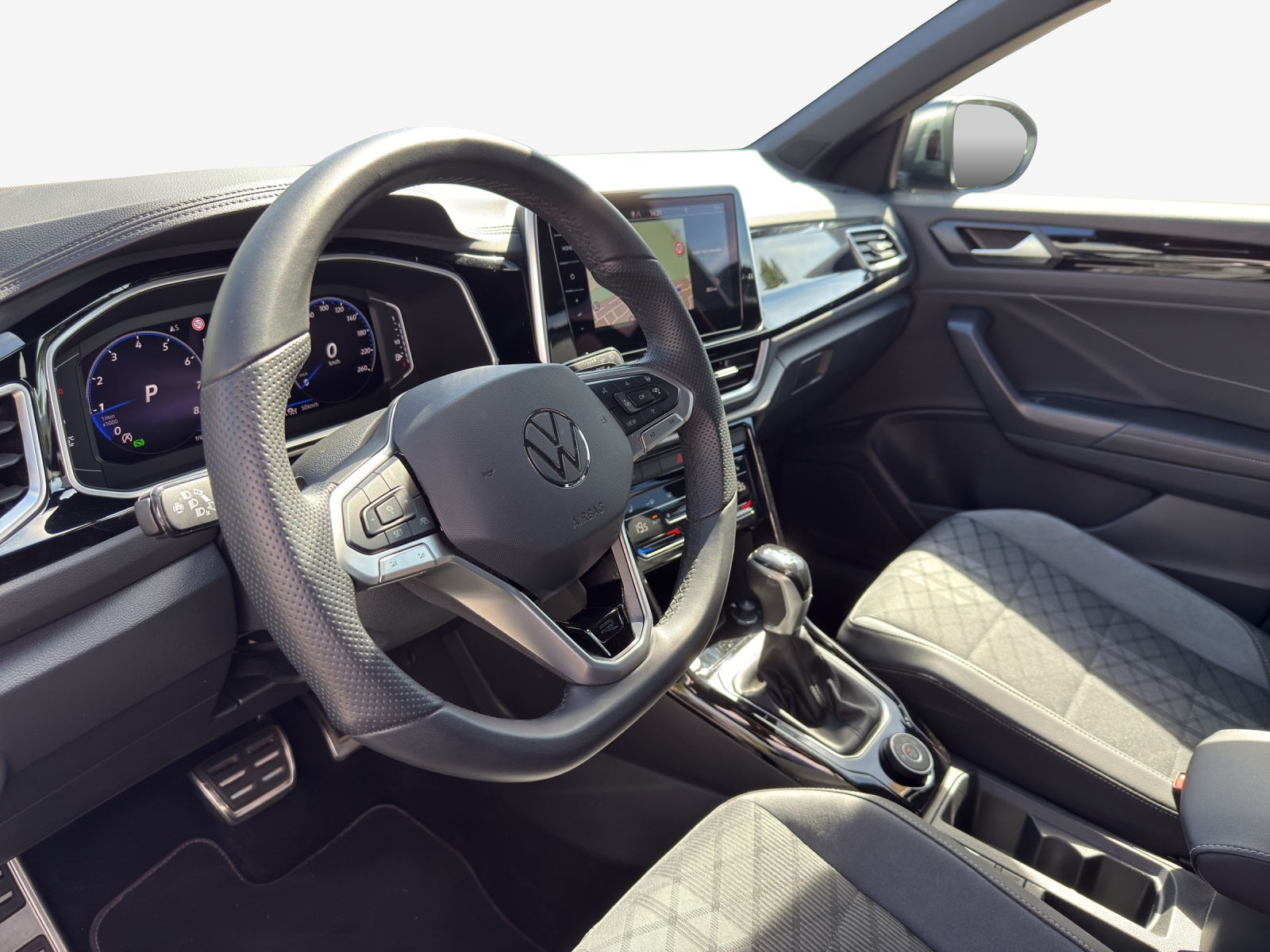 VW T-Roc 2.0 TSI R-Line DSG 4Motion-image-13