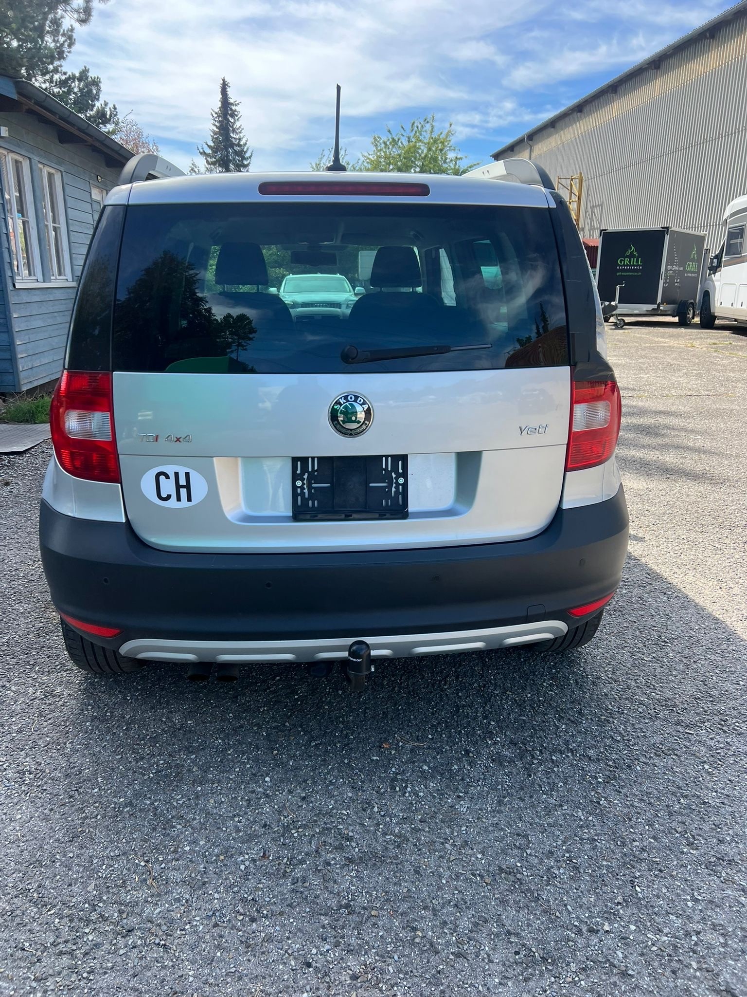 SKODA Yeti 2.0 TDI AllDrive 4x4 DSG-image-5