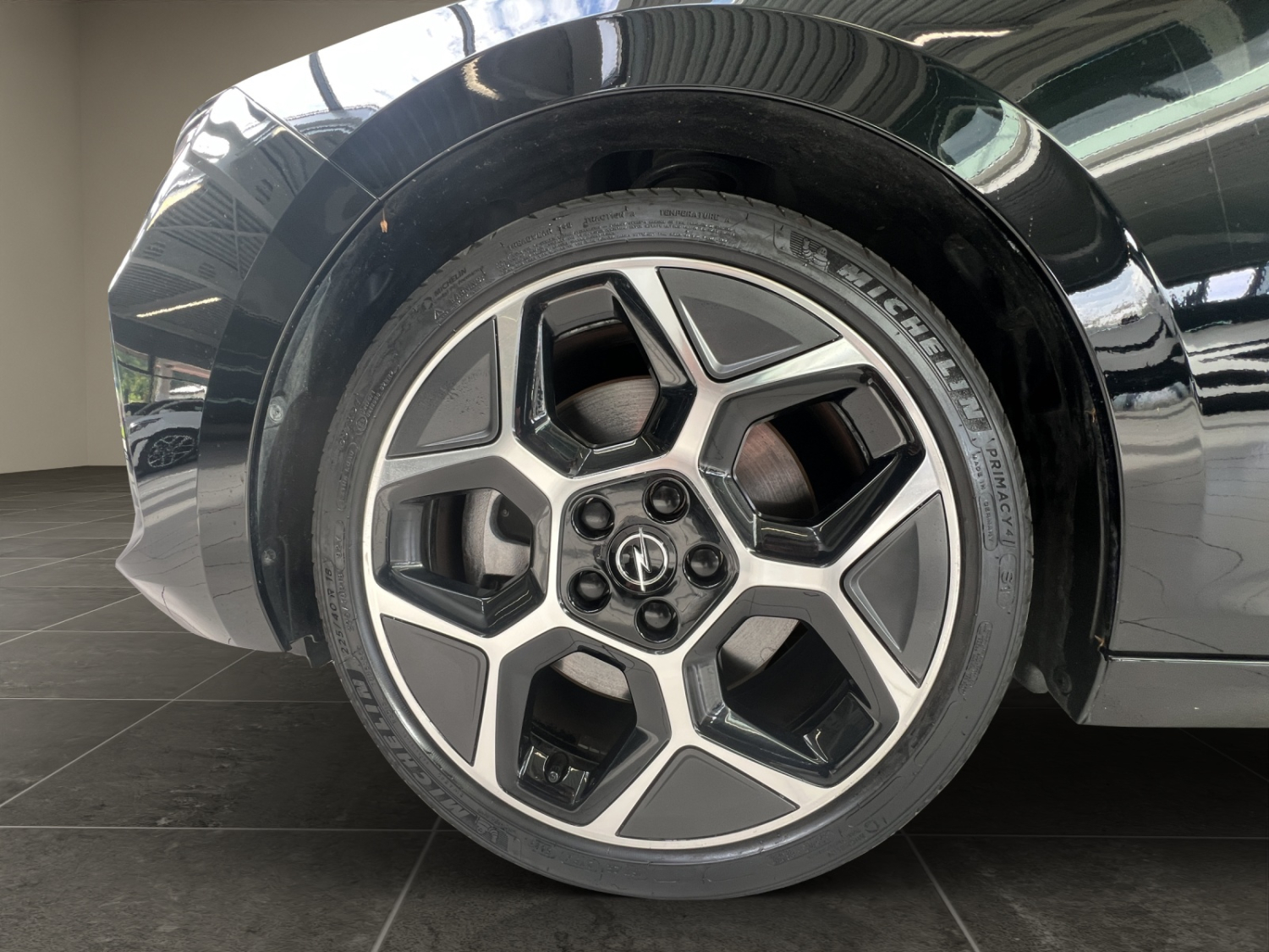 OPEL Astra 1.6 T PHEV 180 Swiss Premium-image-17
