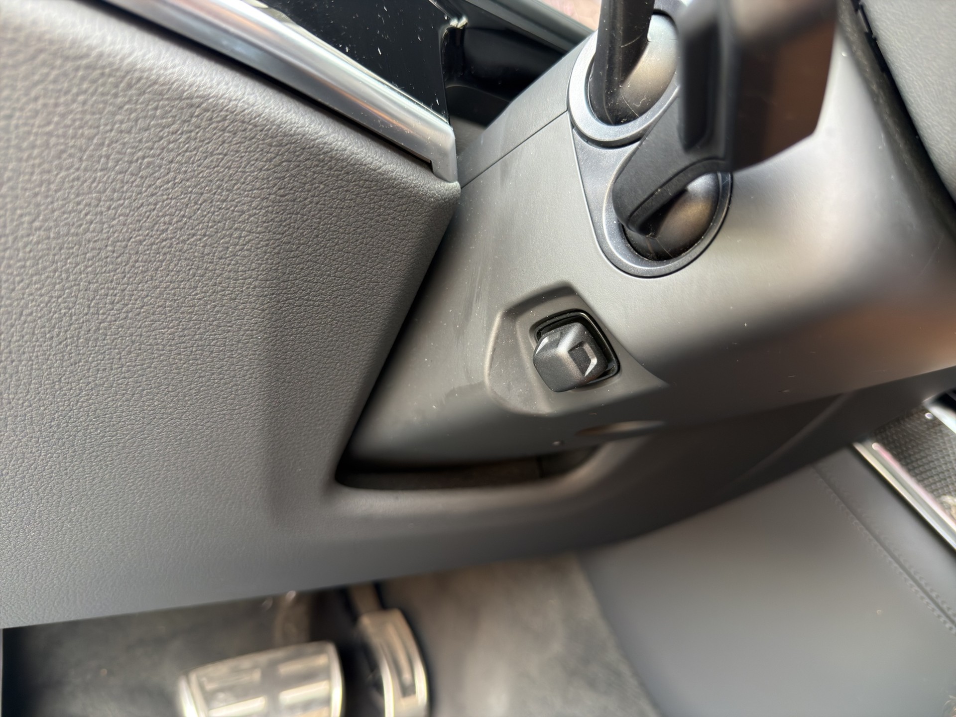 AUDI S8 TFSI quattro tiptronic-image-22