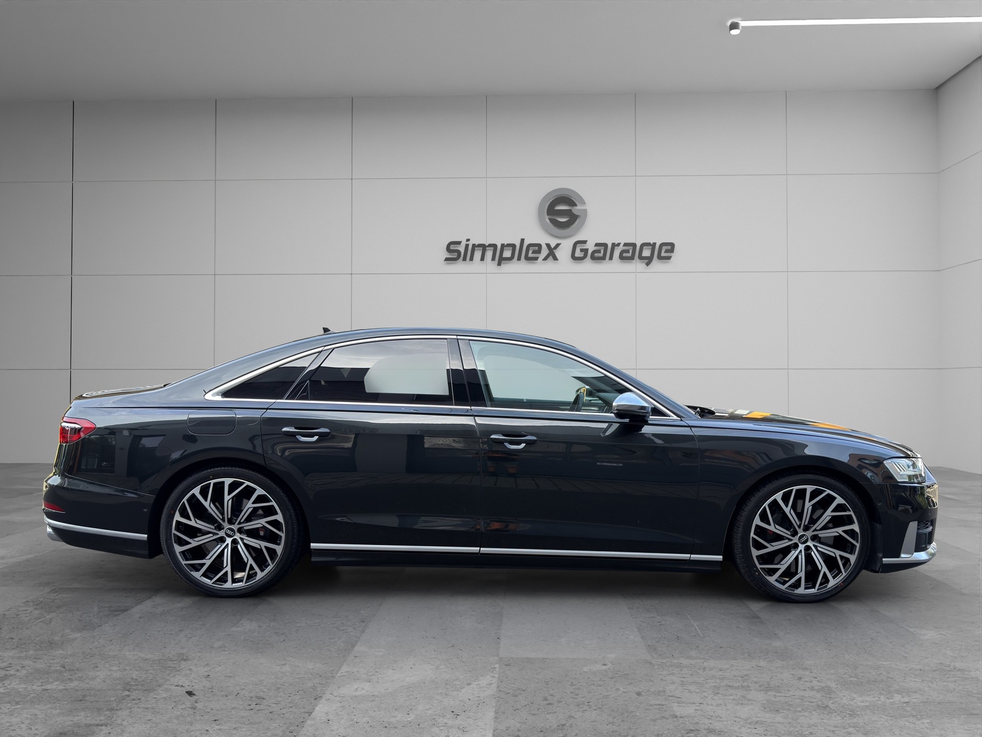 AUDI S8 TFSI quattro tiptronic-image-5