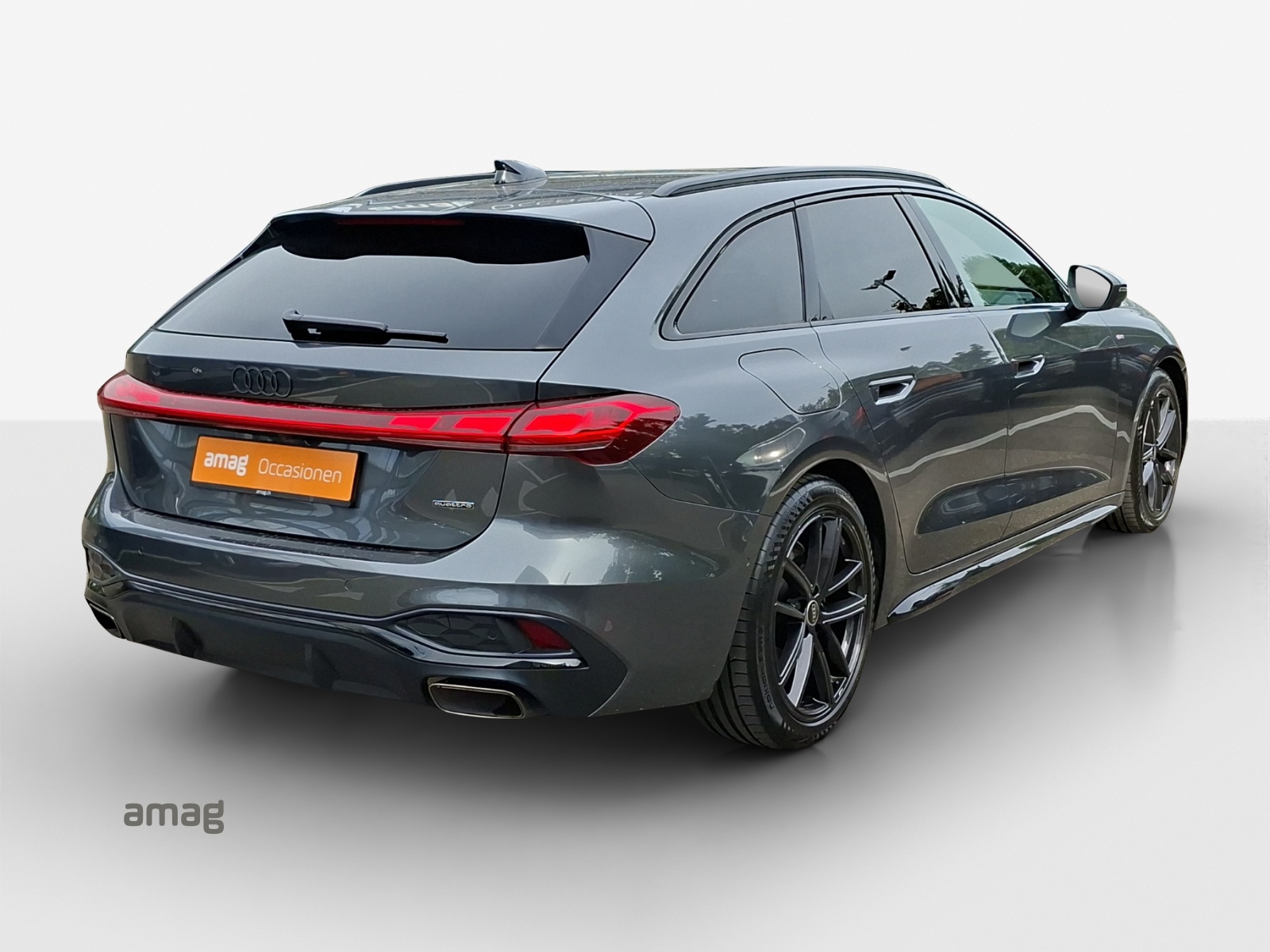 AUDI A5 Avant TFSI quattro 150 kW S tronic-image-4
