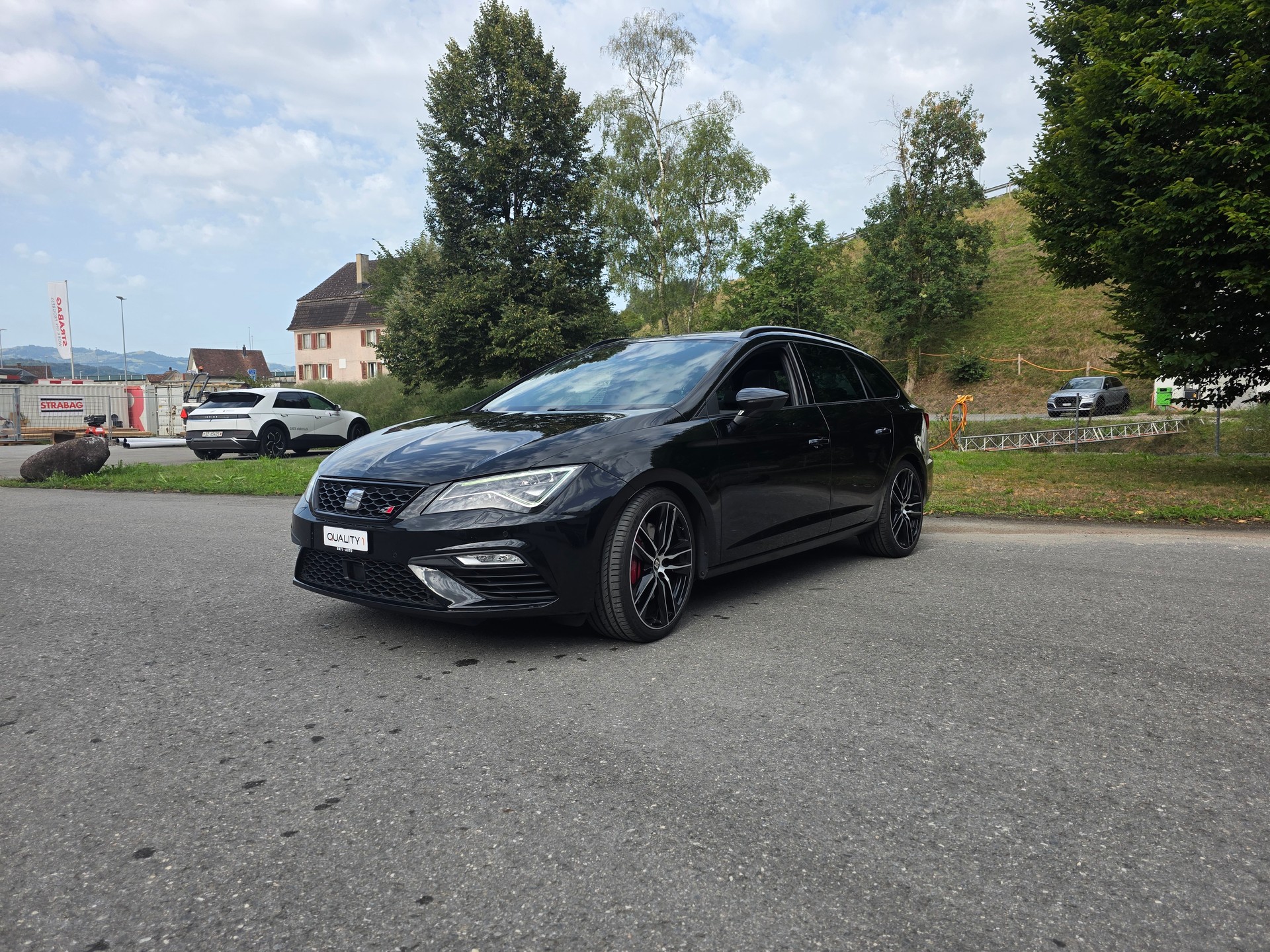 SEAT Leon ST 2.0 TSI Cupra 300 4 Drive DSG-image-5