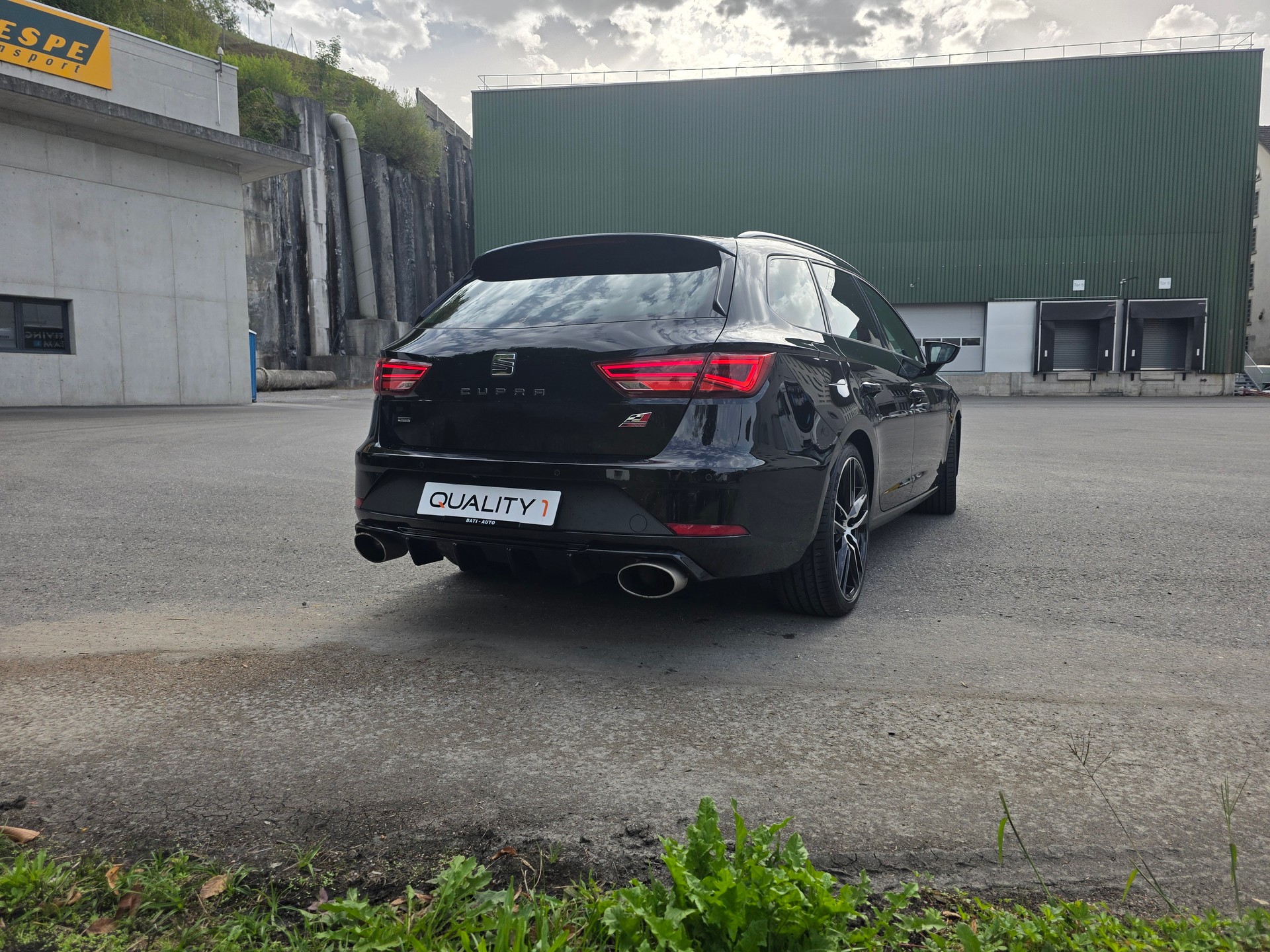 SEAT Leon ST 2.0 TSI Cupra 300 4 Drive DSG-image-15