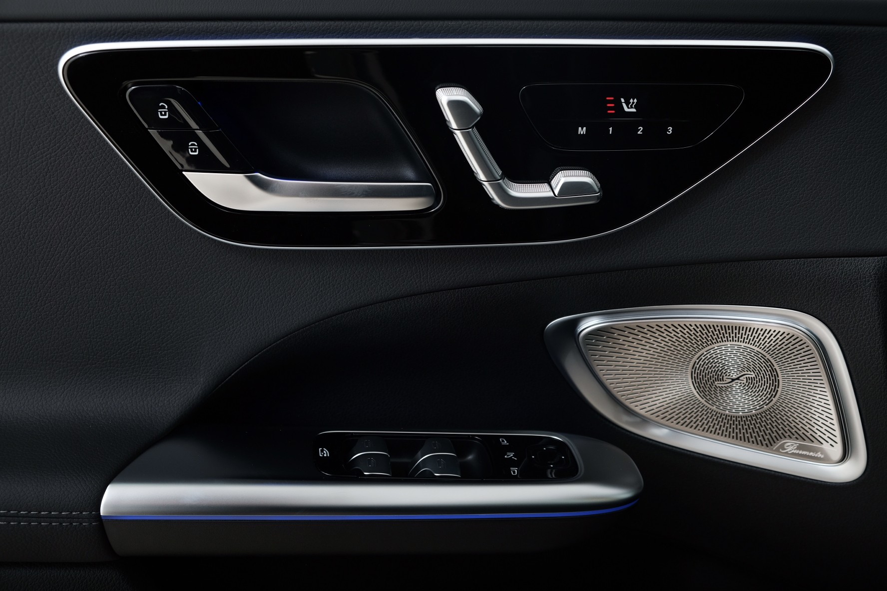 MERCEDES-BENZ C 220 d Swiss Star AMG Line 4matic S206-image-14