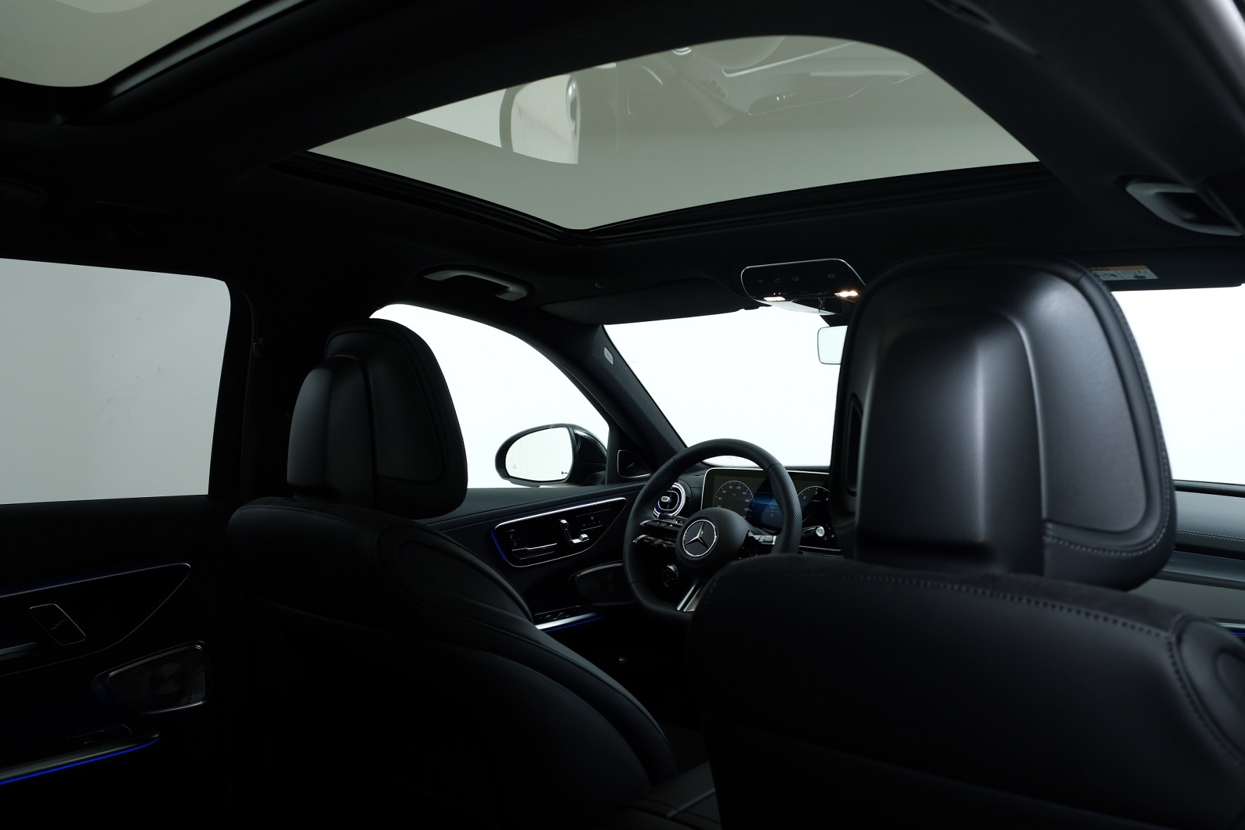 MERCEDES-BENZ C 220 d Swiss Star AMG Line 4matic S206-image-11