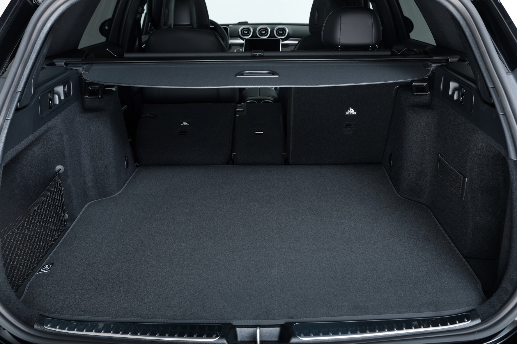 MERCEDES-BENZ C 220 d Swiss Star AMG Line 4matic S206-image-13