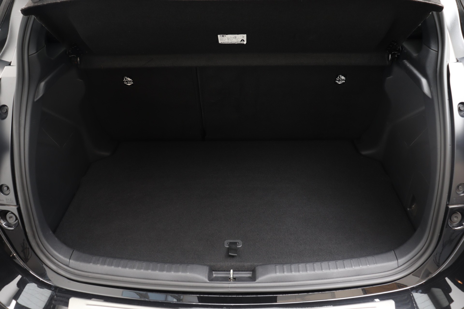TOYOTA Yaris 1.5 VVT-i HSD Premium-image-11