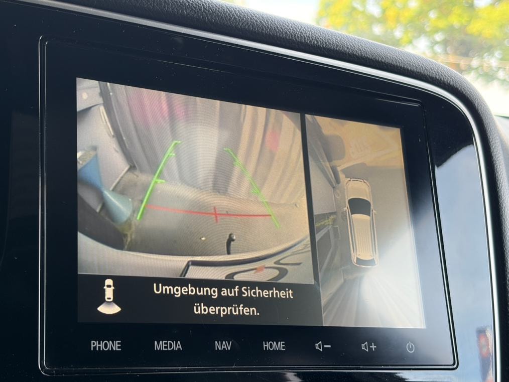 MITSUBISHI Outlander 2.4 PHEV Diamond 4WD Automatic-image-9