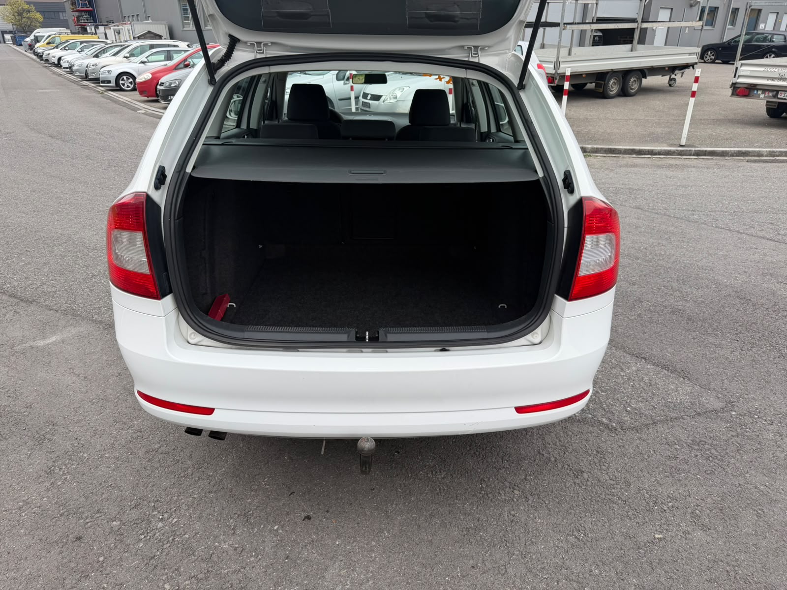SKODA Octavia Combi 1.8 TSI Stöckli 4x4-image-8