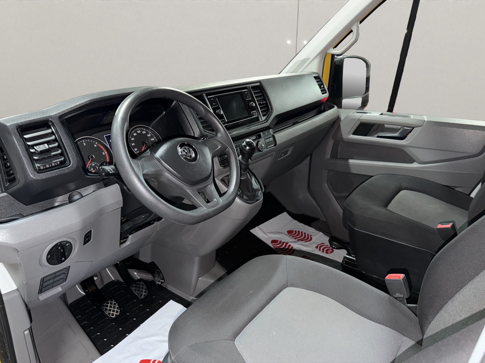 VW Crafter 35 2.0 TDI L3-image-12