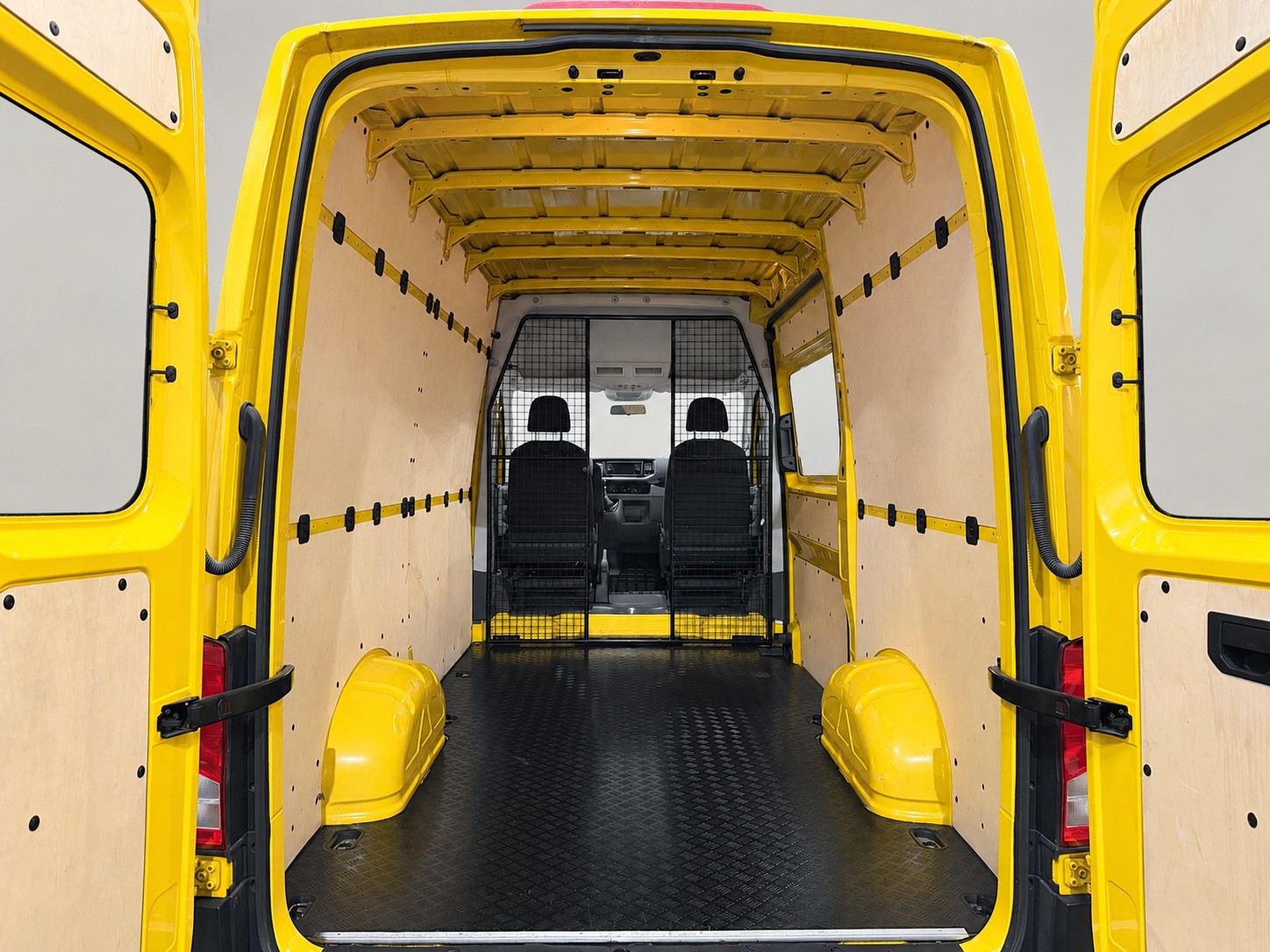 VW Crafter 35 2.0 TDI L3-image-10