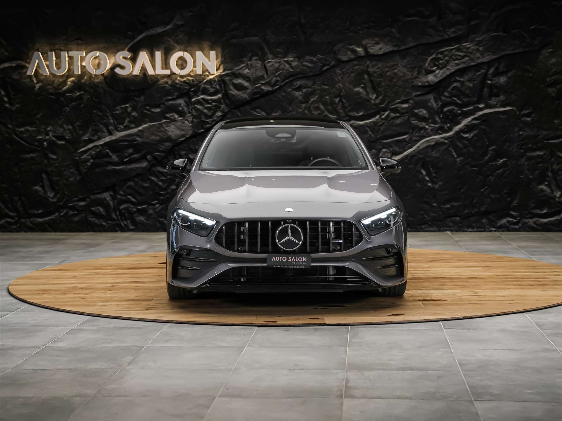MERCEDES-BENZ A35 AMG 4Matic+ 8G-DCT *Panorama*Burmester*Abstandsregler*-image-7